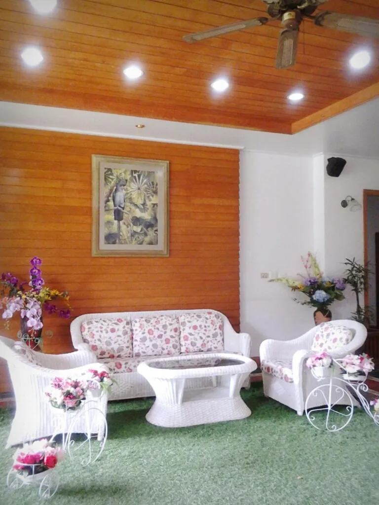 Muaklek Paradise Resort