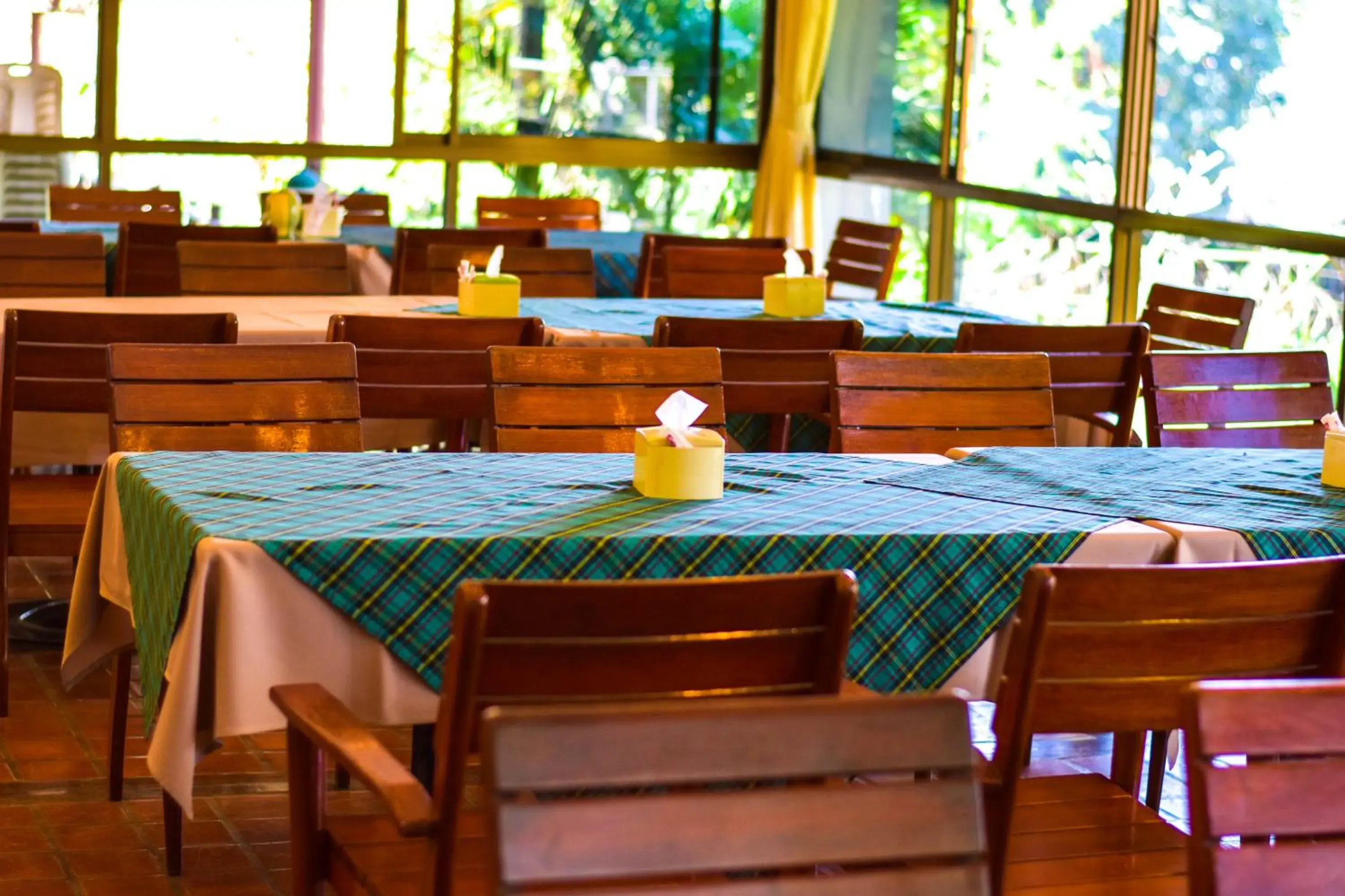 Restaurant/places to eat in Muaklek Paradise Resort Restaurant/places to eat in Muaklek Paradise Resort