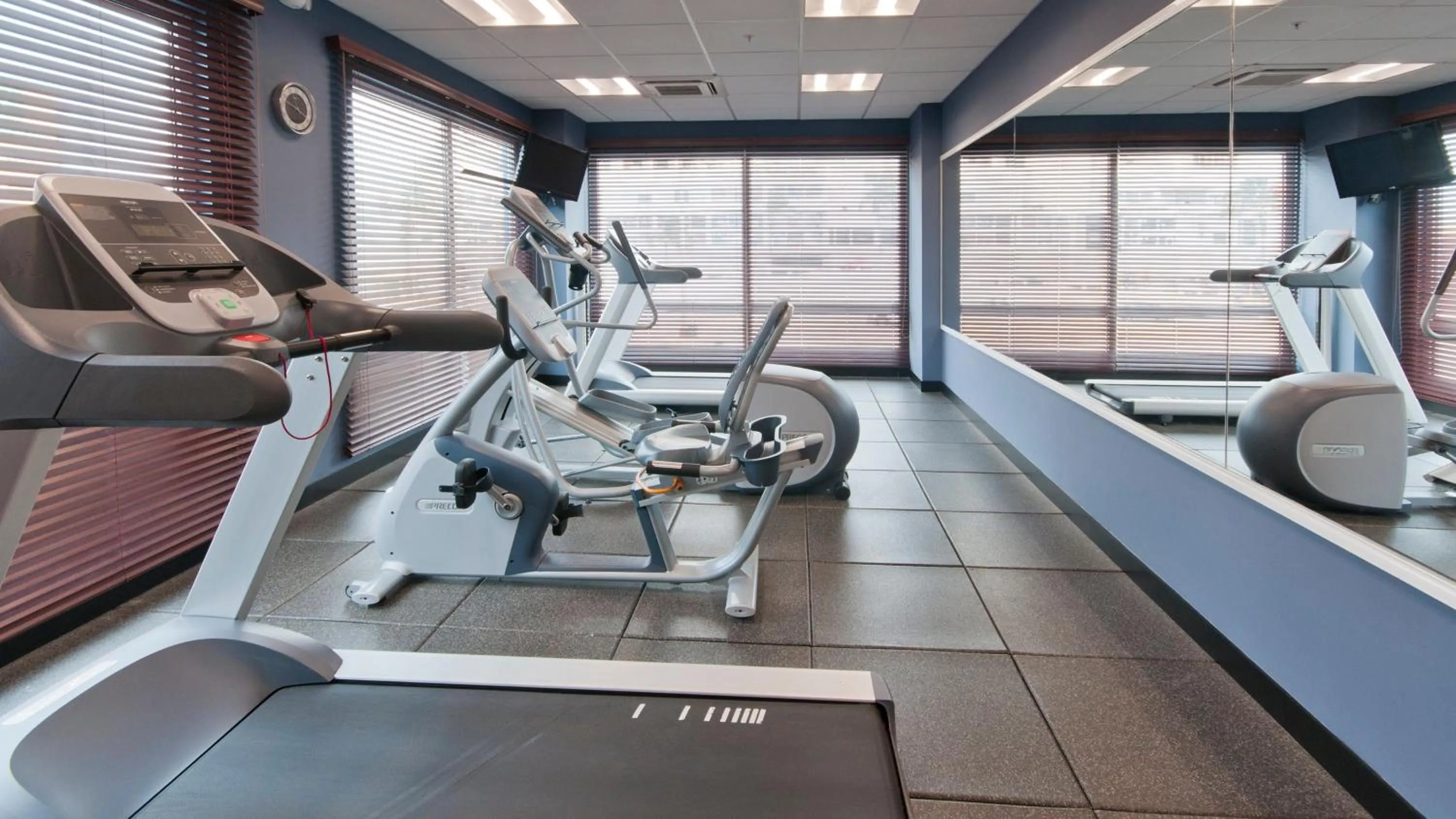 Fitness centre/facilities in Holiday Inn Express Veracruz Boca del Rio by IHG