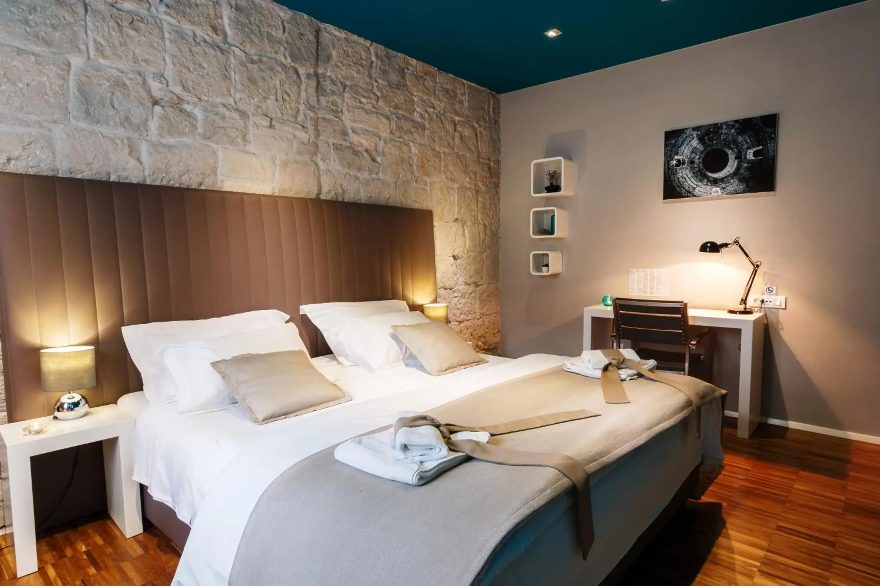 Premium Double or Twin Room in Riva Luxury Rooms Premium Double or Twin Room in Riva Luxury Rooms