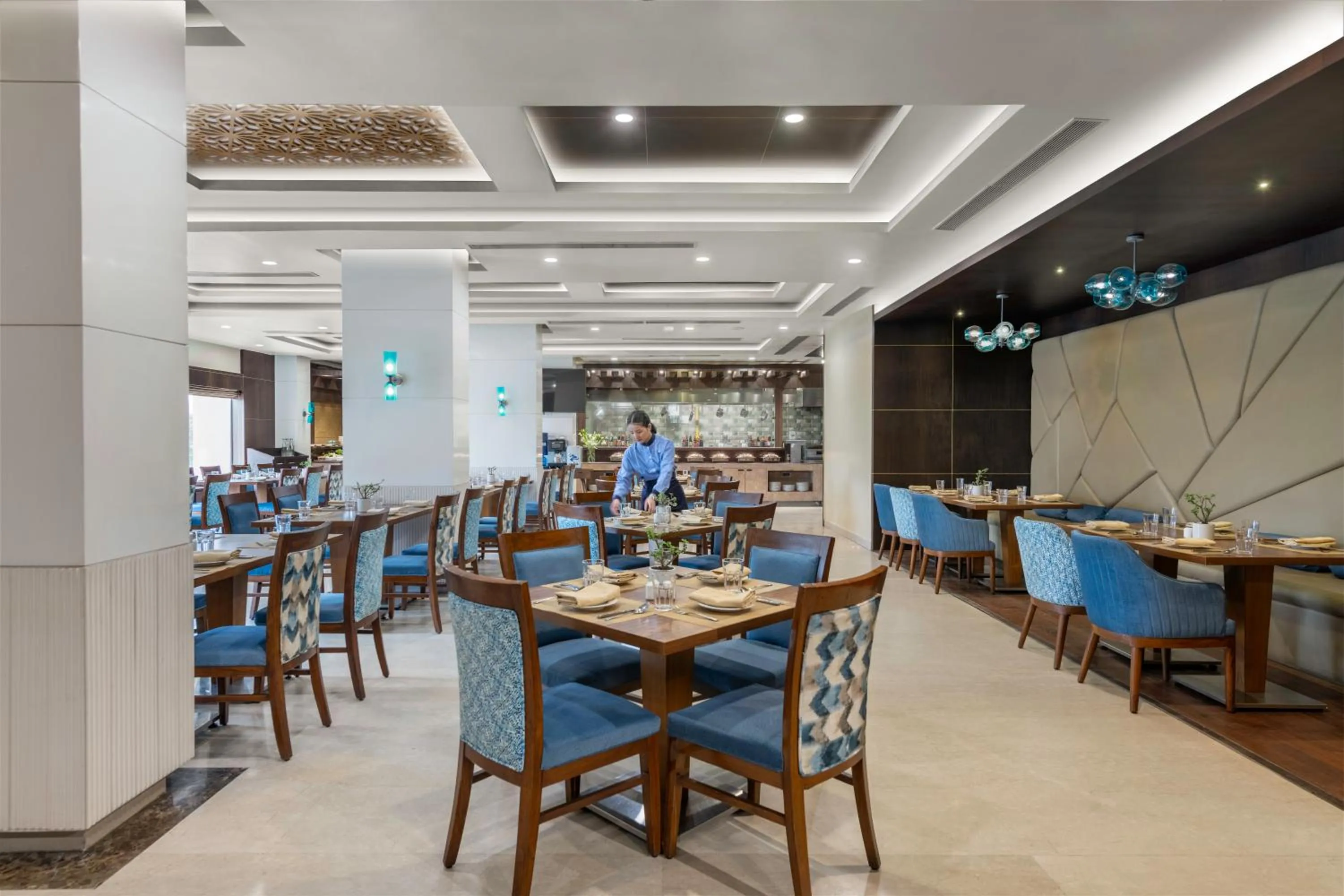 Restaurant/places to eat in Vivanta Jamshedpur, Golmuri
