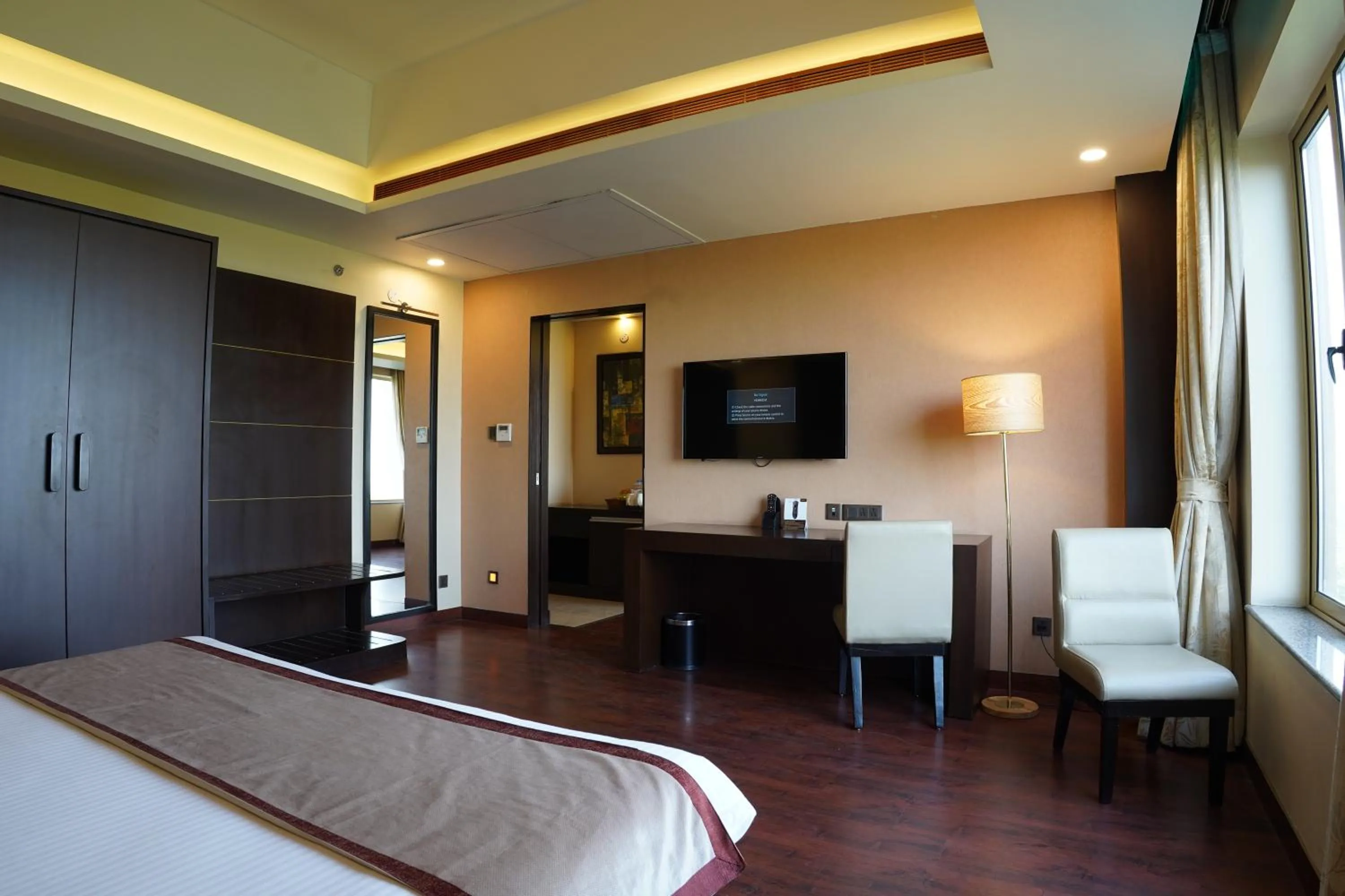 TV and multimedia, Bed in Vivanta Jamshedpur, Golmuri