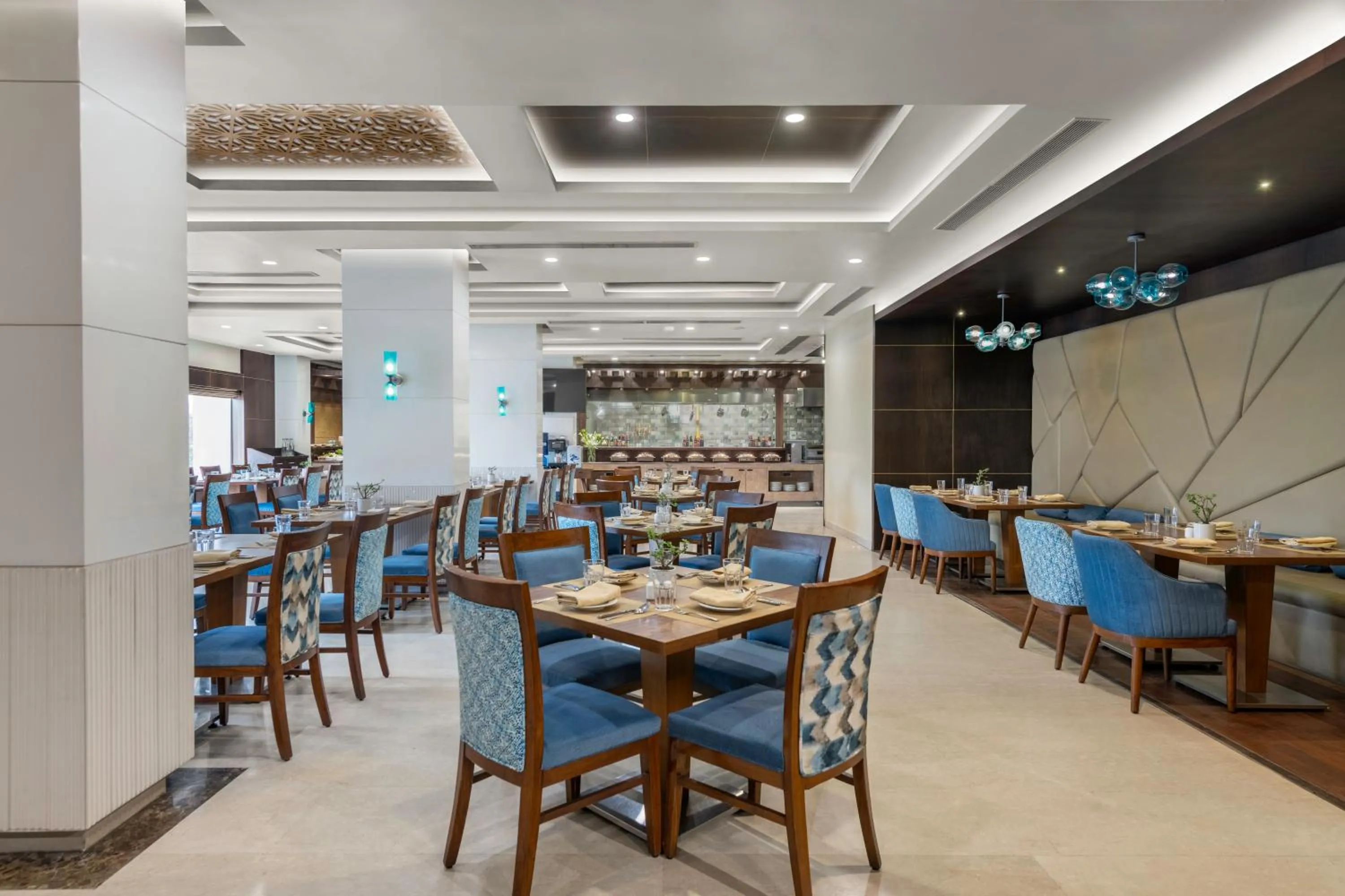 Restaurant/places to eat in Vivanta Jamshedpur, Golmuri