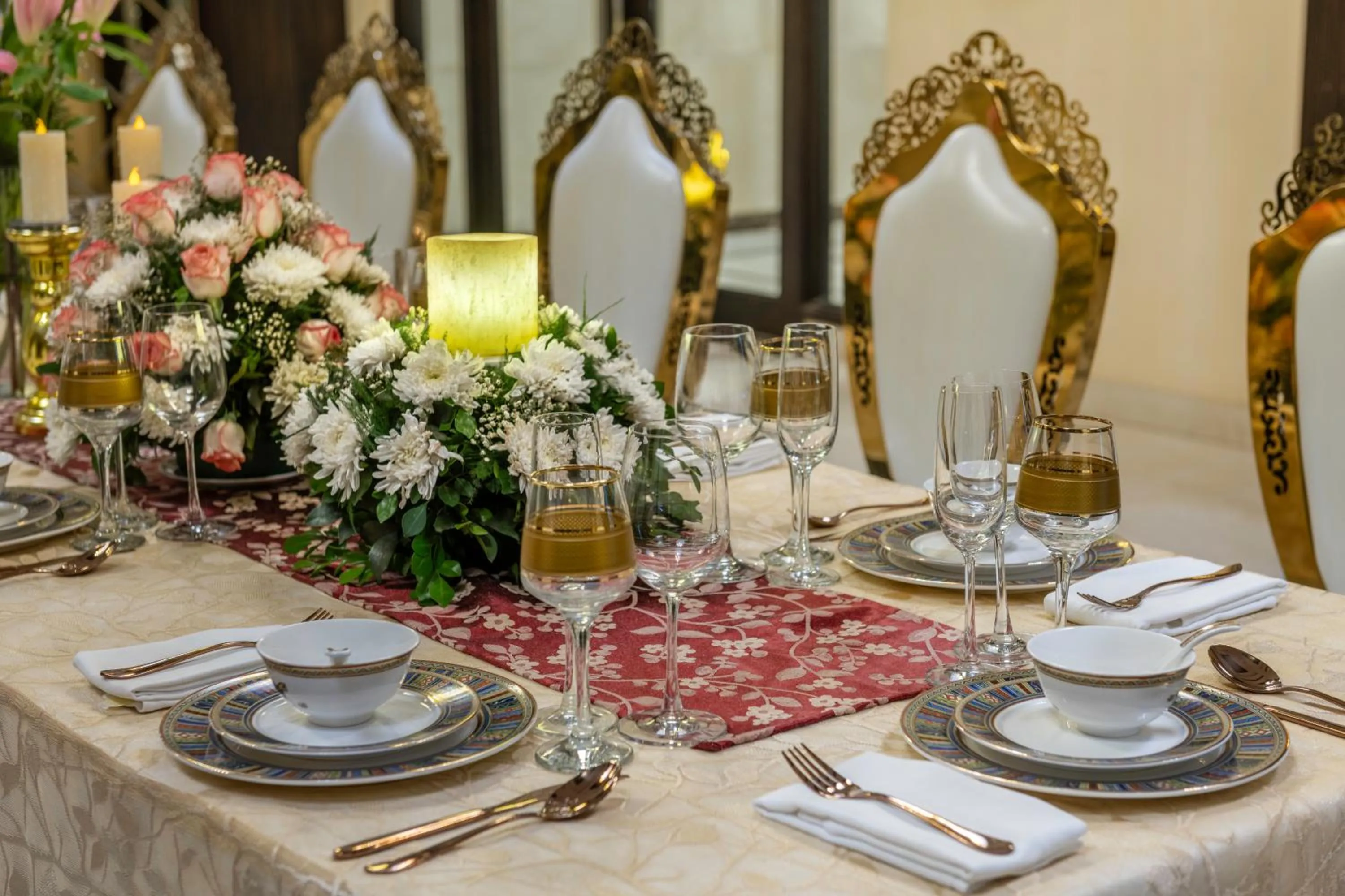 Restaurant/places to eat in Vivanta Jamshedpur, Golmuri