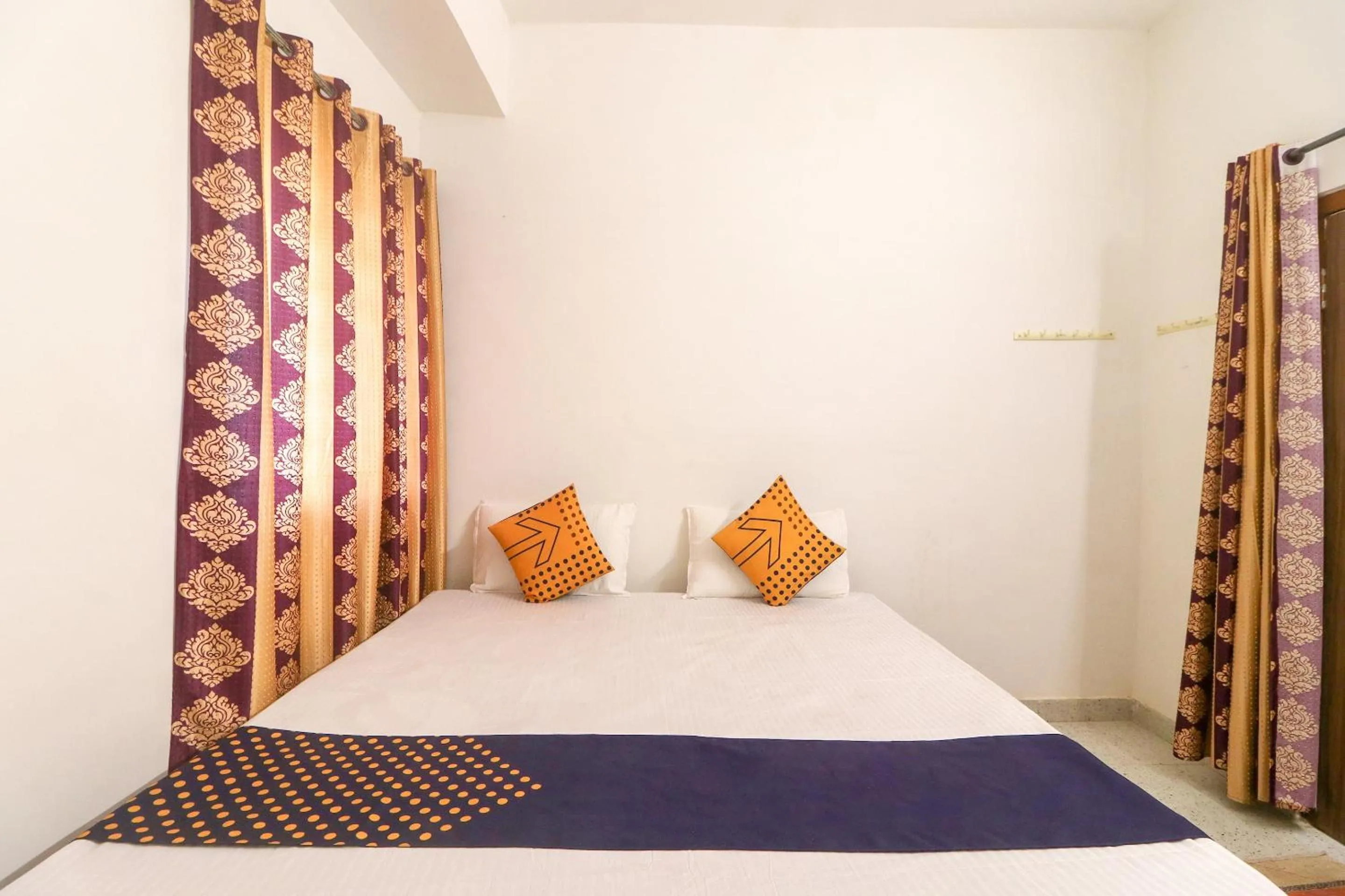 Bedroom in SPOT ON Hotel Om Kanha
