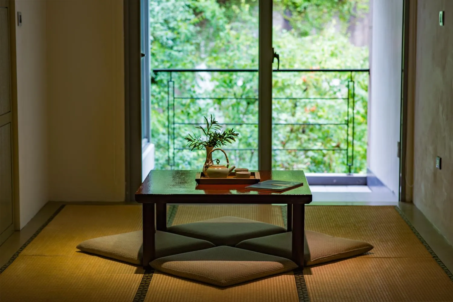 Living room in Cedarwood Villa