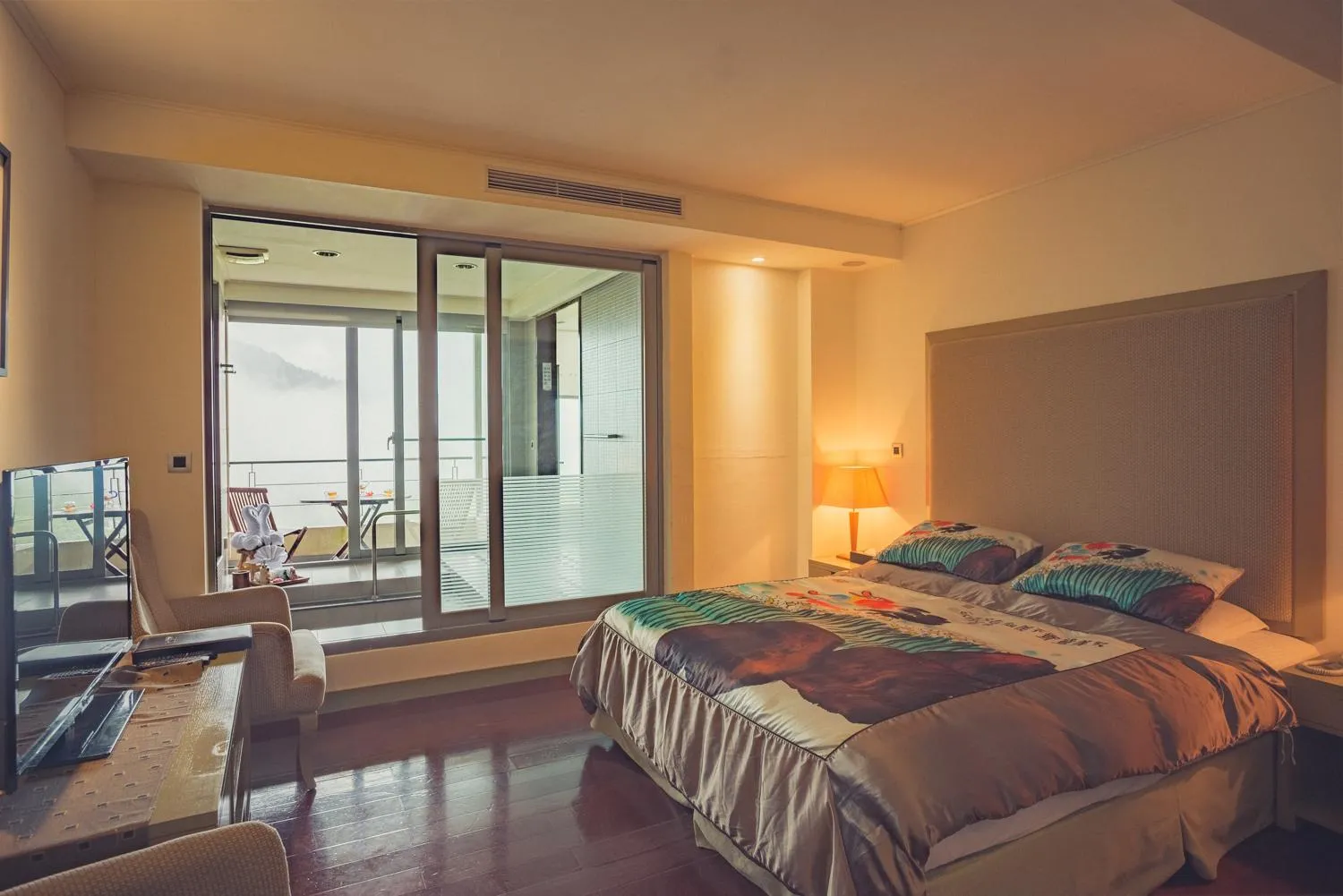 Photo of the whole room in Cedarwood Villa