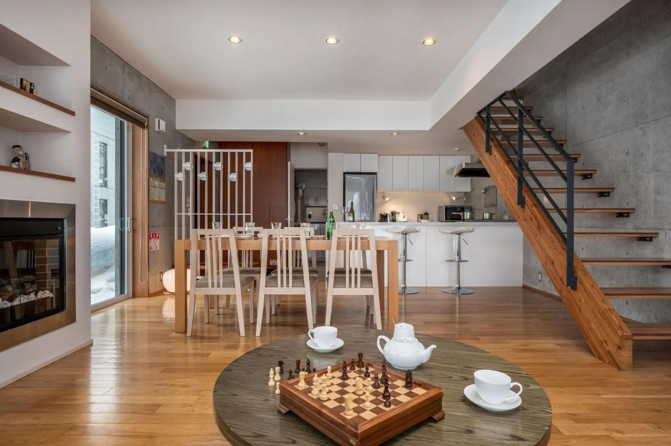 Three-Bedroom House in Kitanishi 2 by H2 Life Three-Bedroom House in Kitanishi 2 by H2 Life