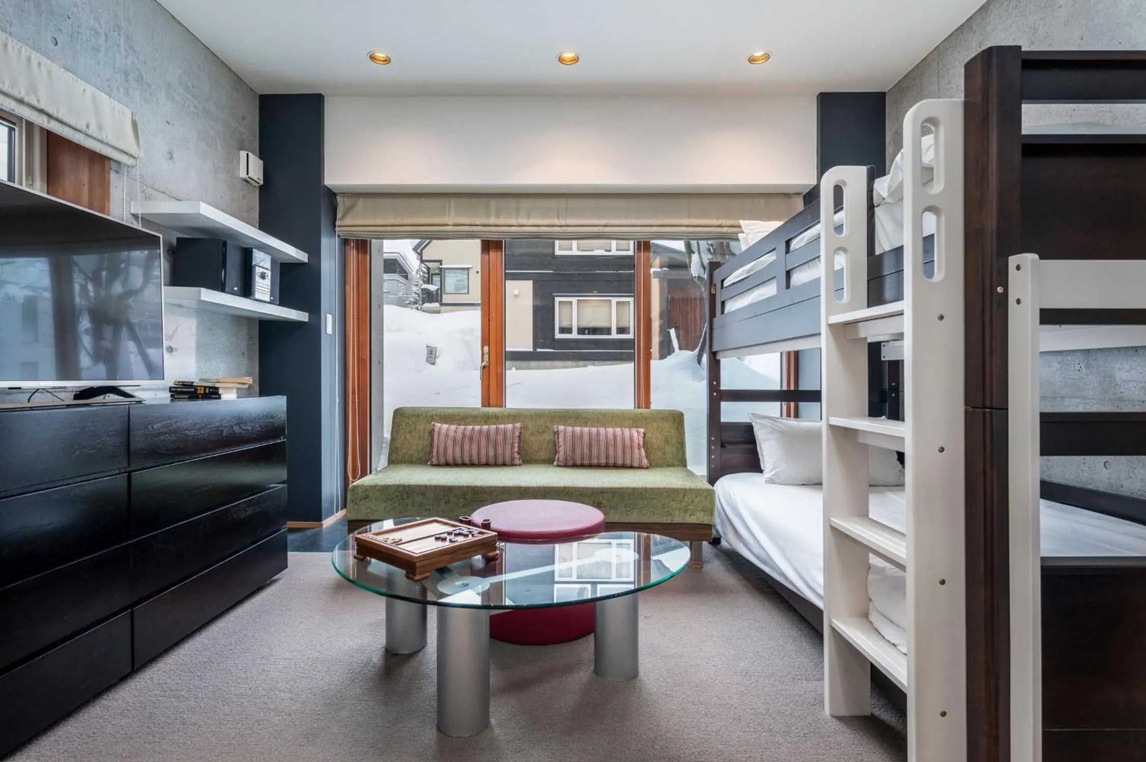 Bedroom, Bed in Kitanishi 3 by H2 Life