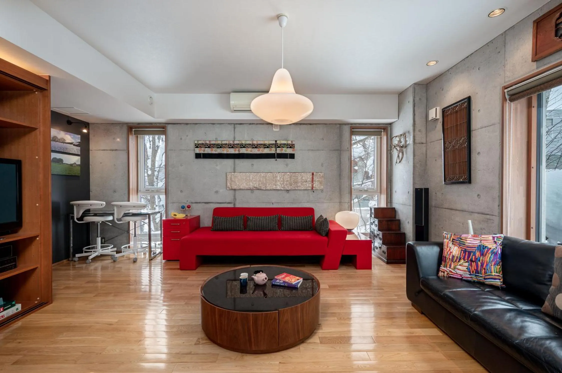 Living room in Kitanishi 3 by H2 Life