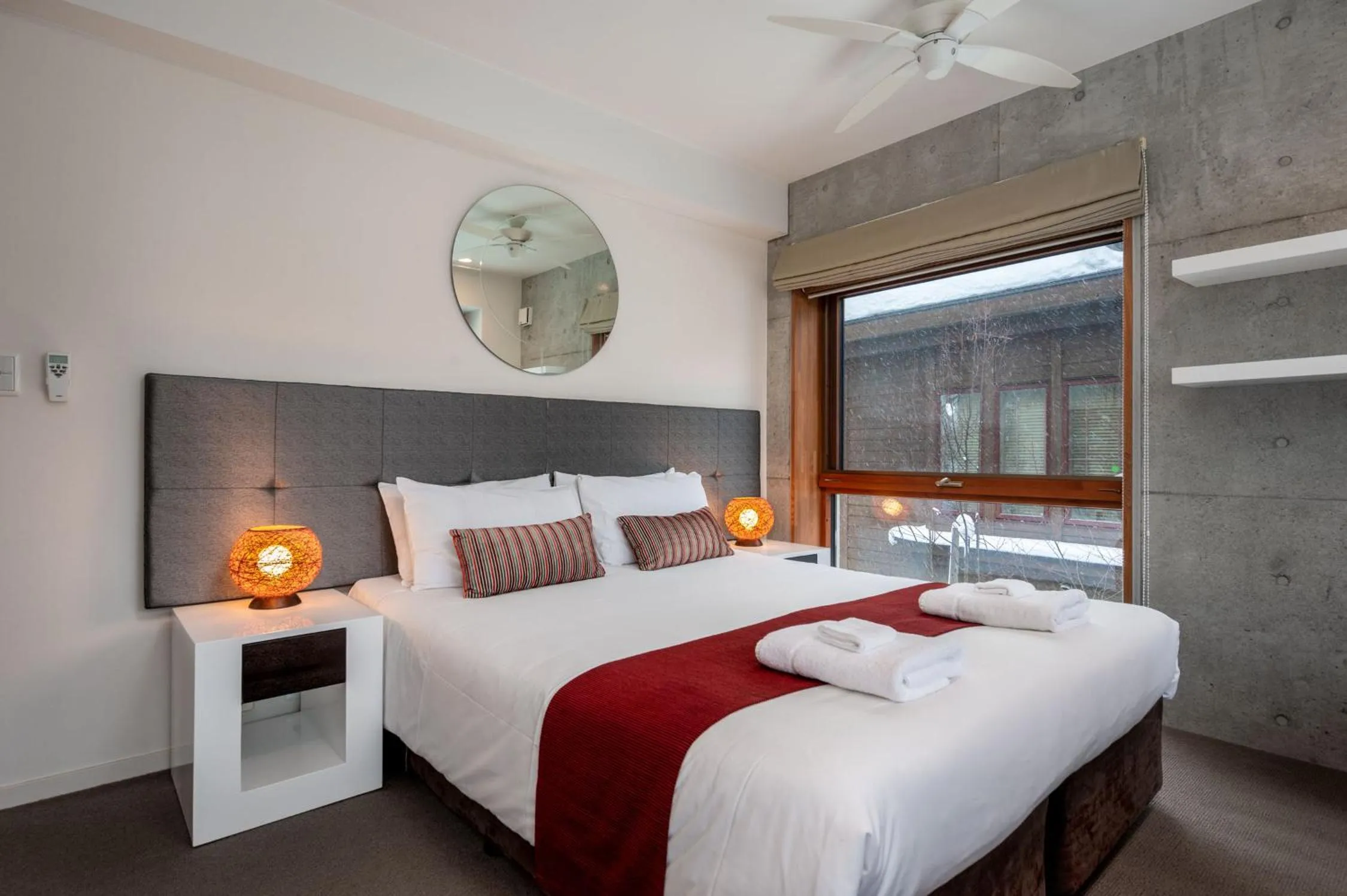 Bedroom, Bed in Kitanishi 3 by H2 Life