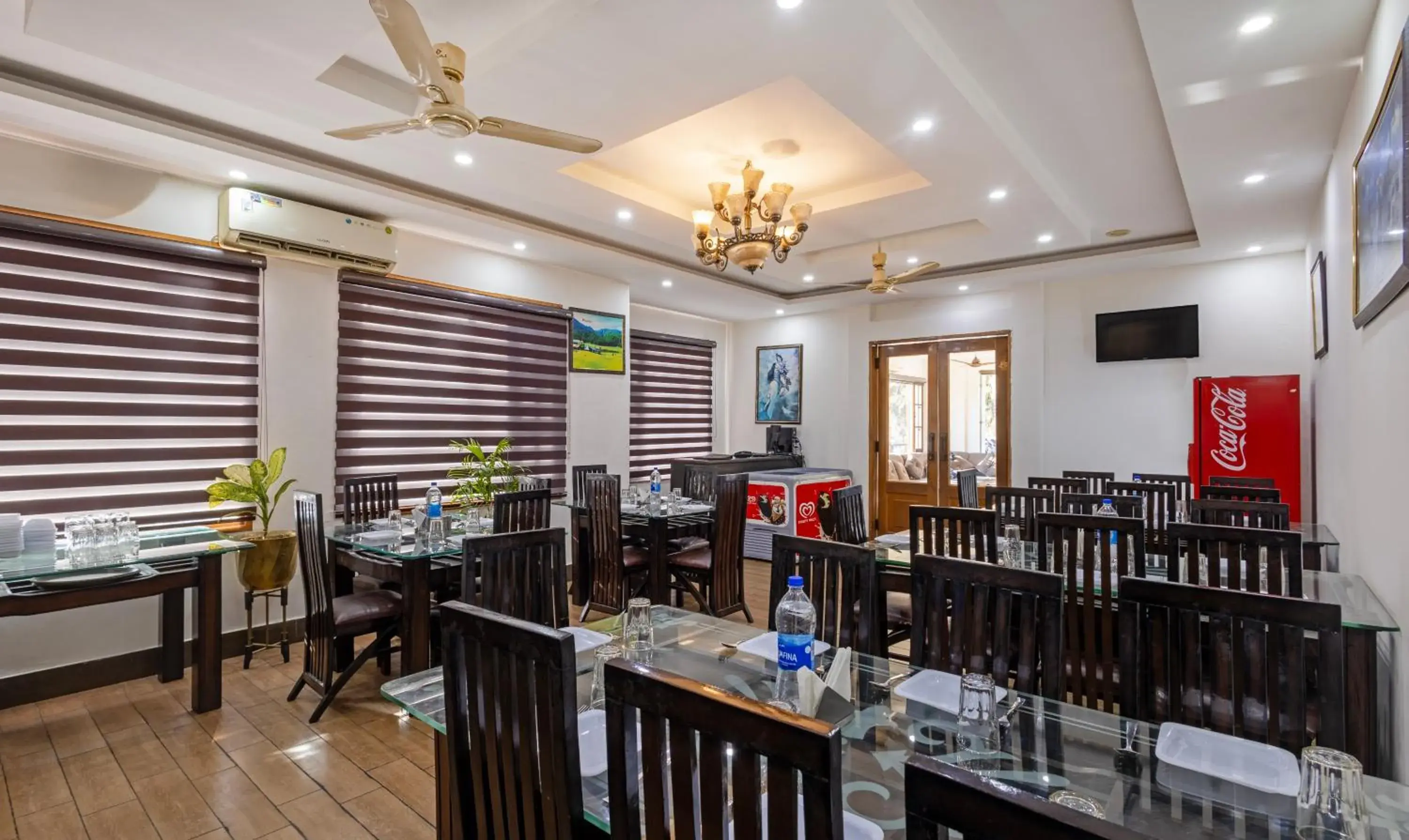 Restaurant/places to eat in Treebo Anjukul Restaurant/places to eat in Treebo Anjukul