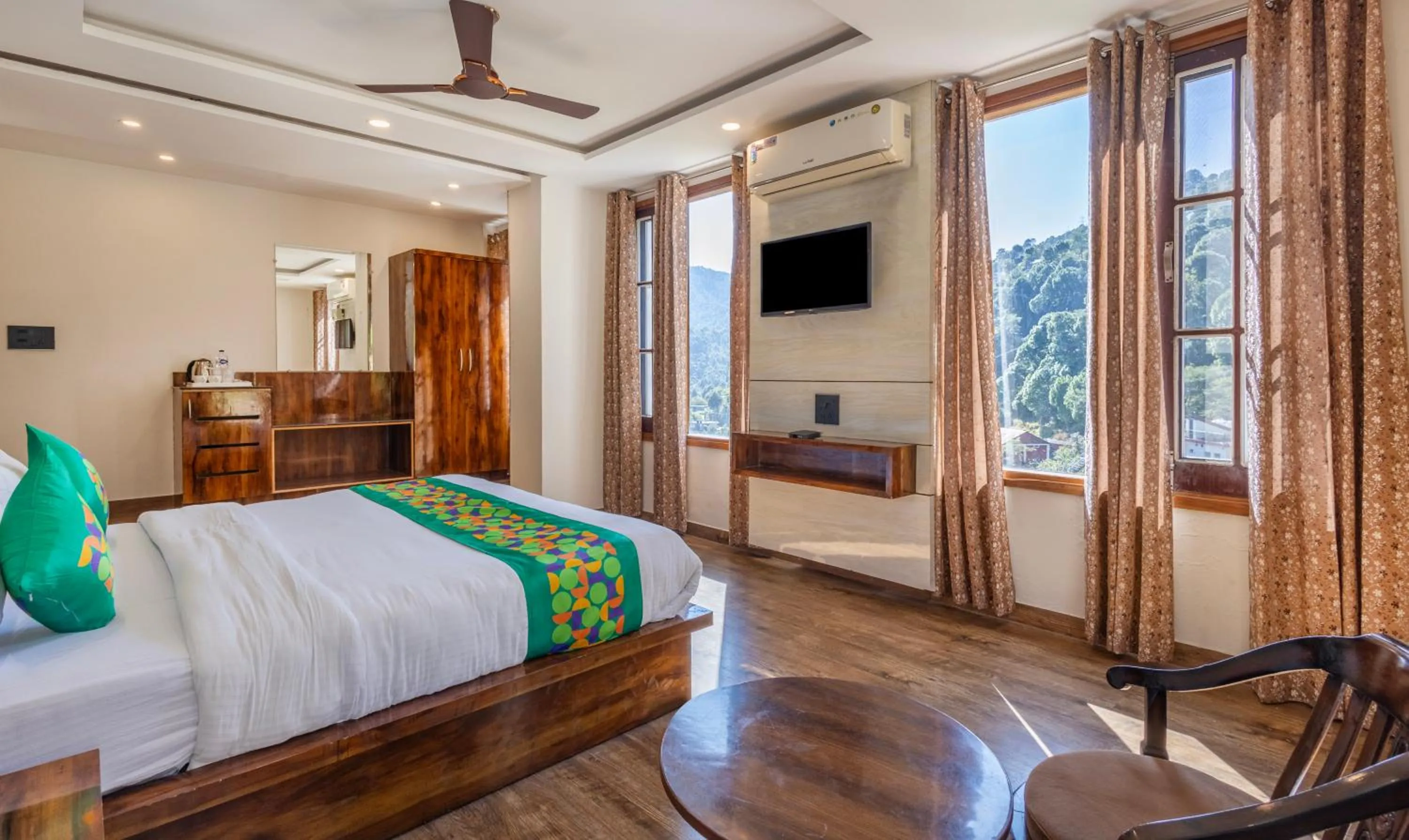 Bedroom, Bed in Treebo Anjukul