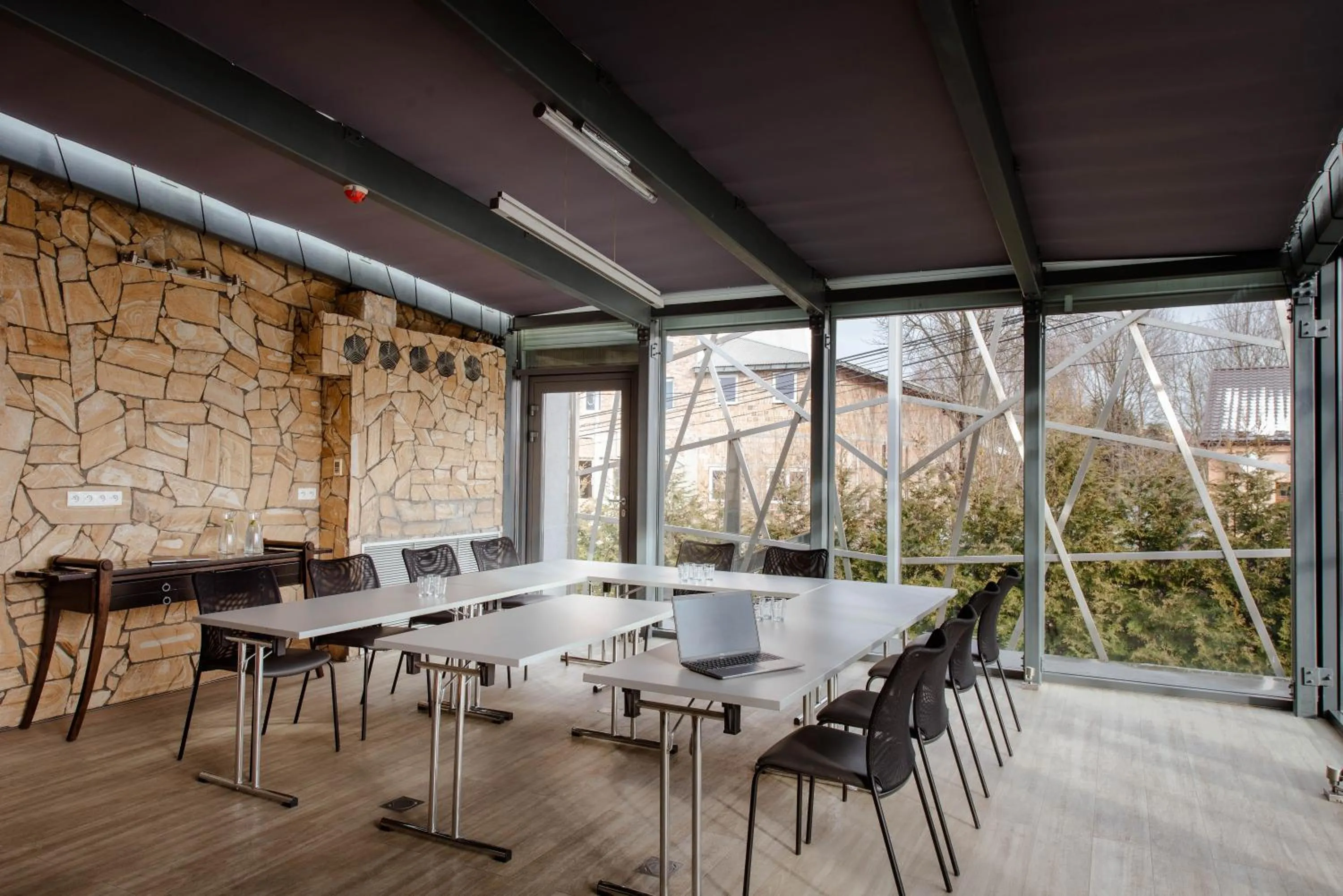 Business facilities in Hotel Lenart