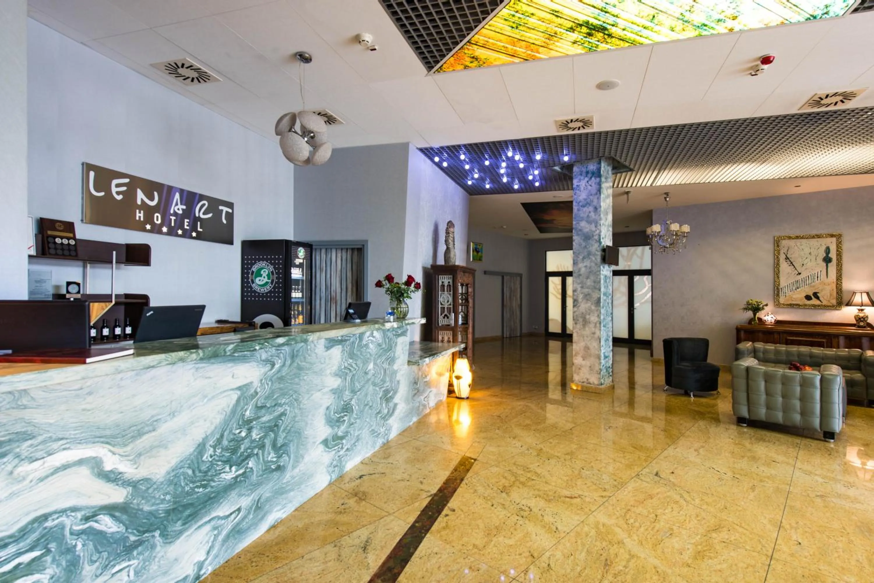 Lobby or reception in Hotel Lenart