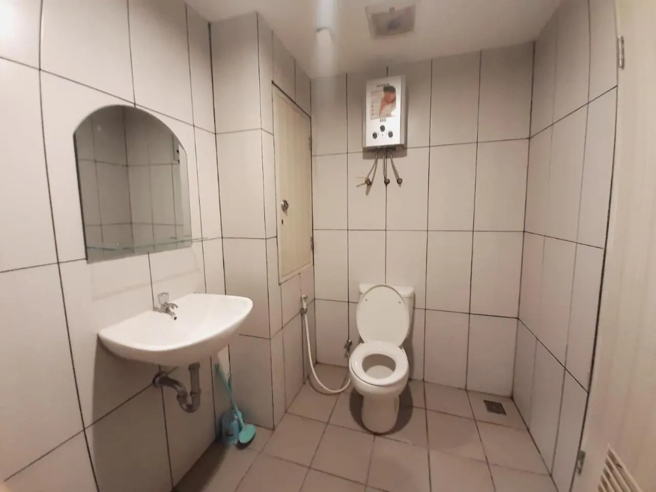 Apartemen Grand Kamala Lagoon Studio By Bonzela Property