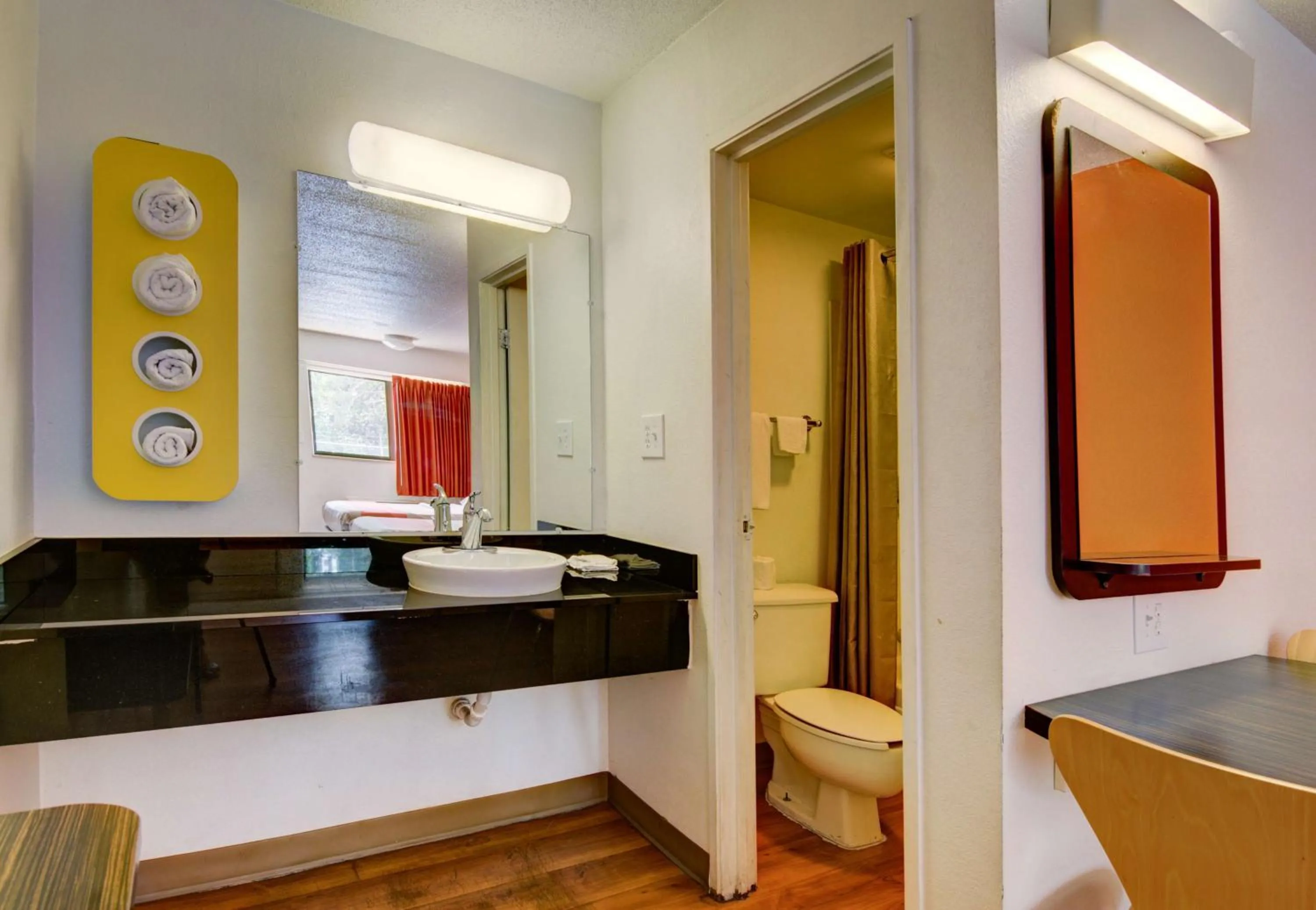 Toilet in Motel 6-Kansas City, MO