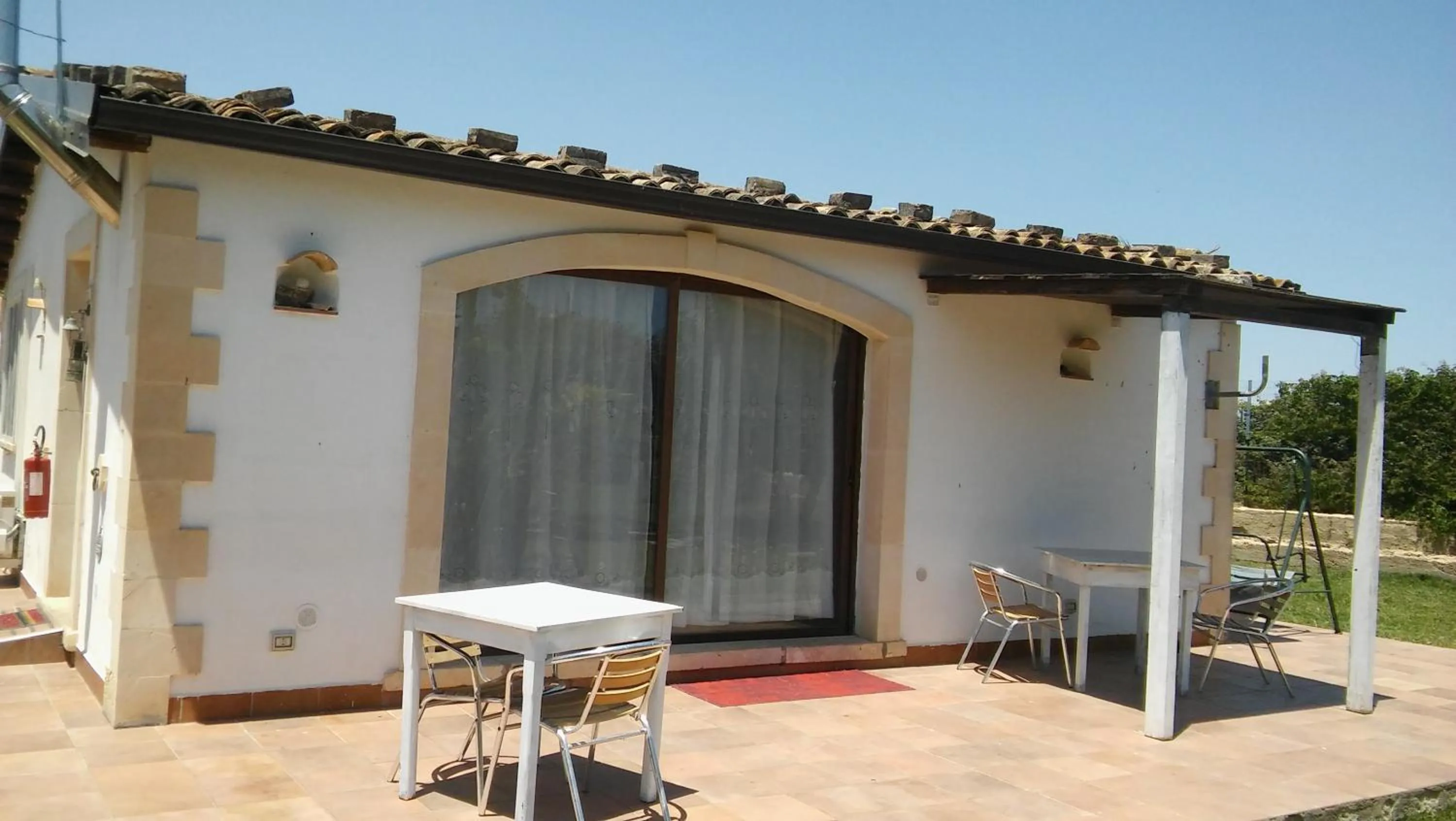 Property building in Aranceto Hotel