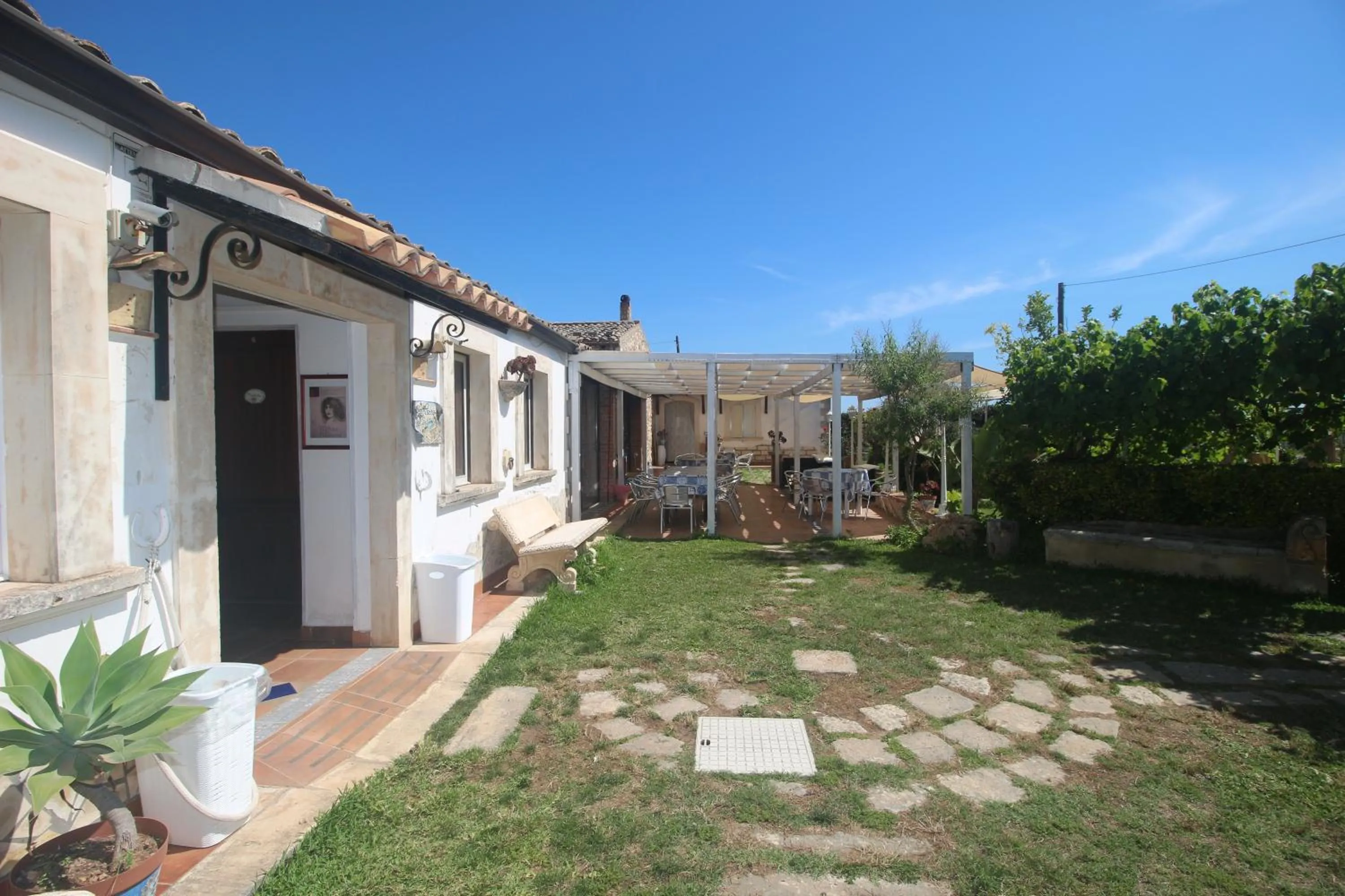 Property building in Aranceto Hotel