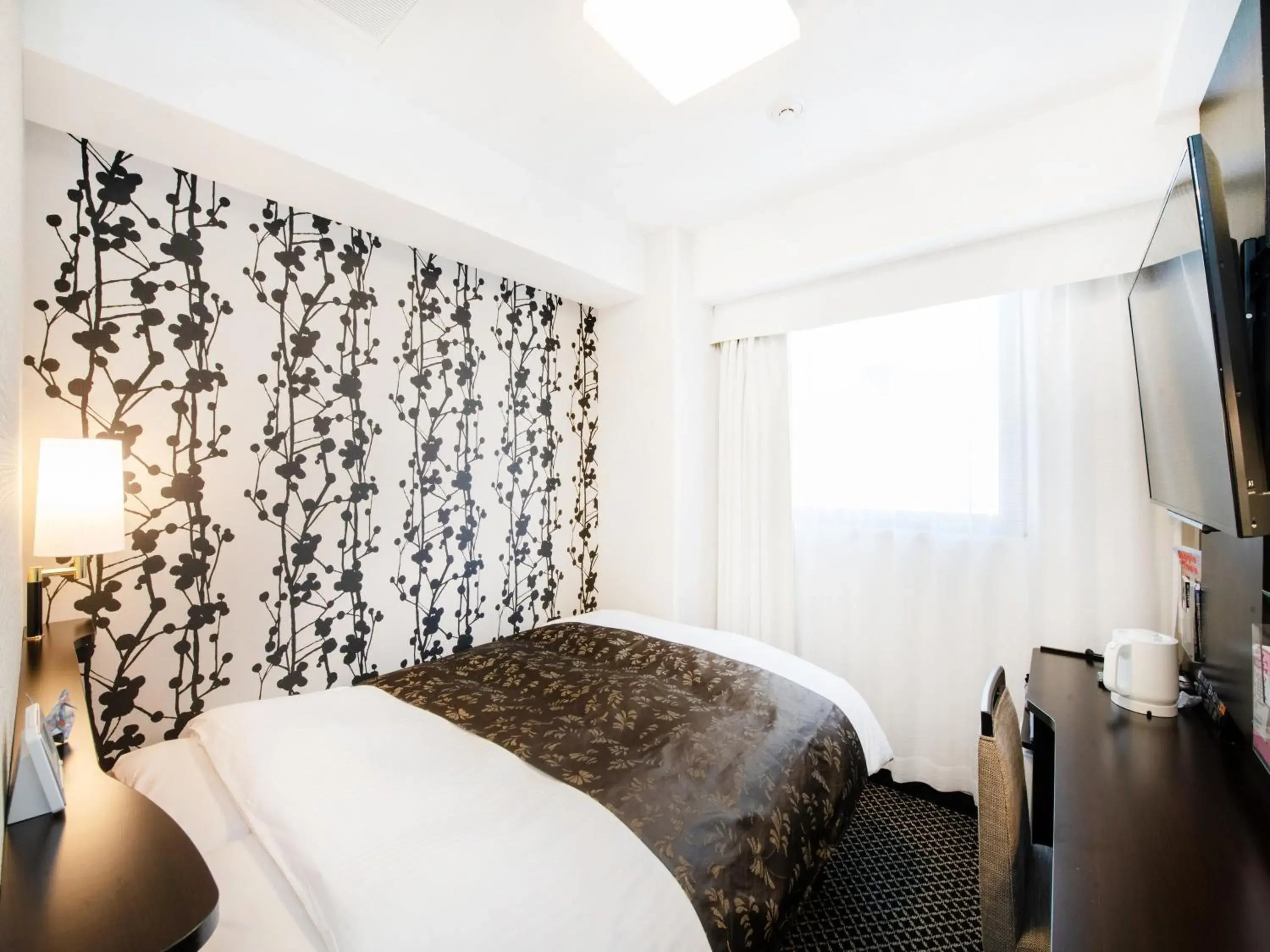 Photo of the whole room, Bed in APA Hotel Hakata Higashihieekimae Photo of the whole room, Bed in APA Hotel Hakata Higashihieekimae