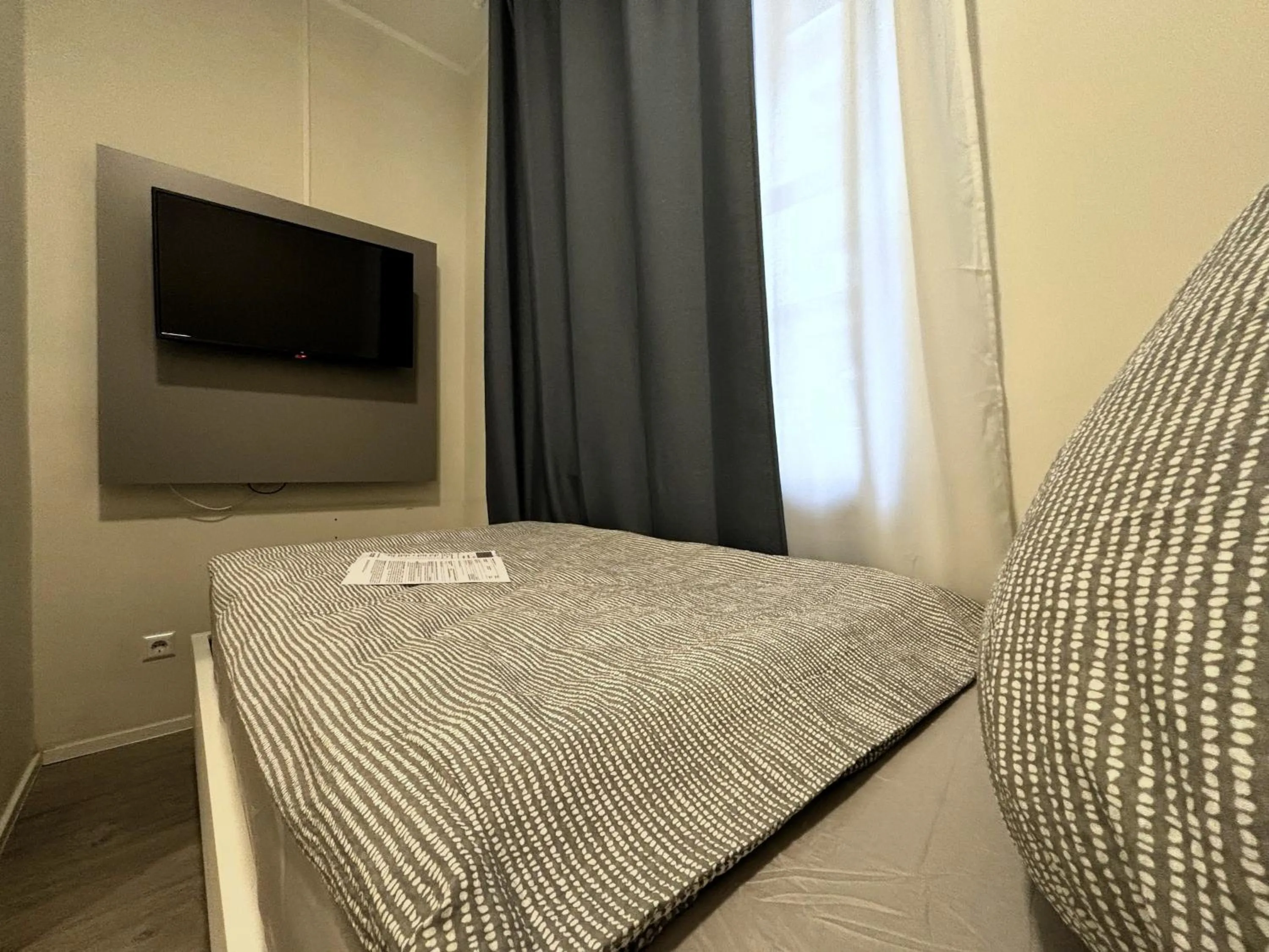 Bed in Simplex Stays Hotel Quartier 8 - Digital Access