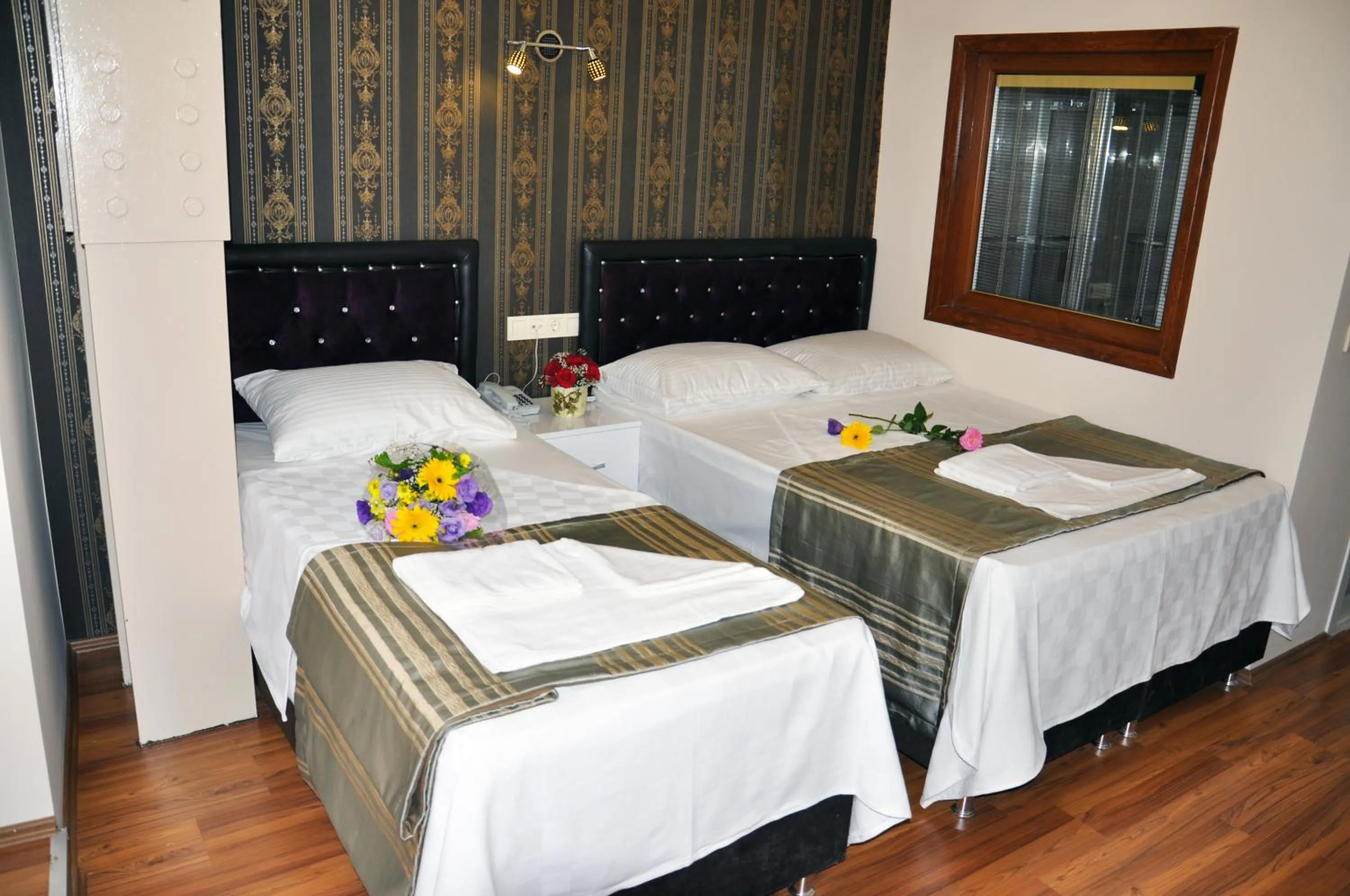 Bed in Gh Suites Taxim Hotel