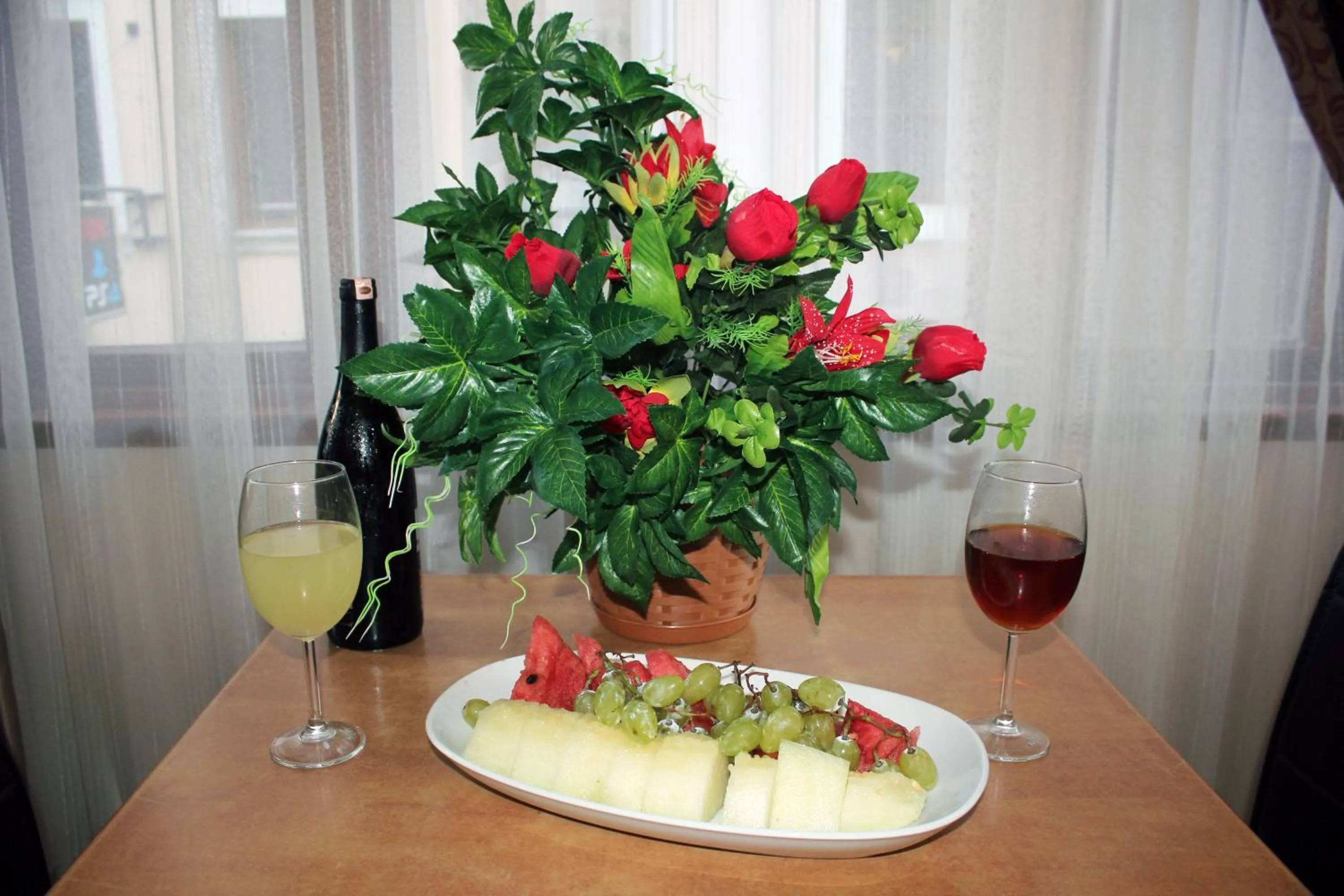 Food and drinks in Gh Suites Taxim Hotel