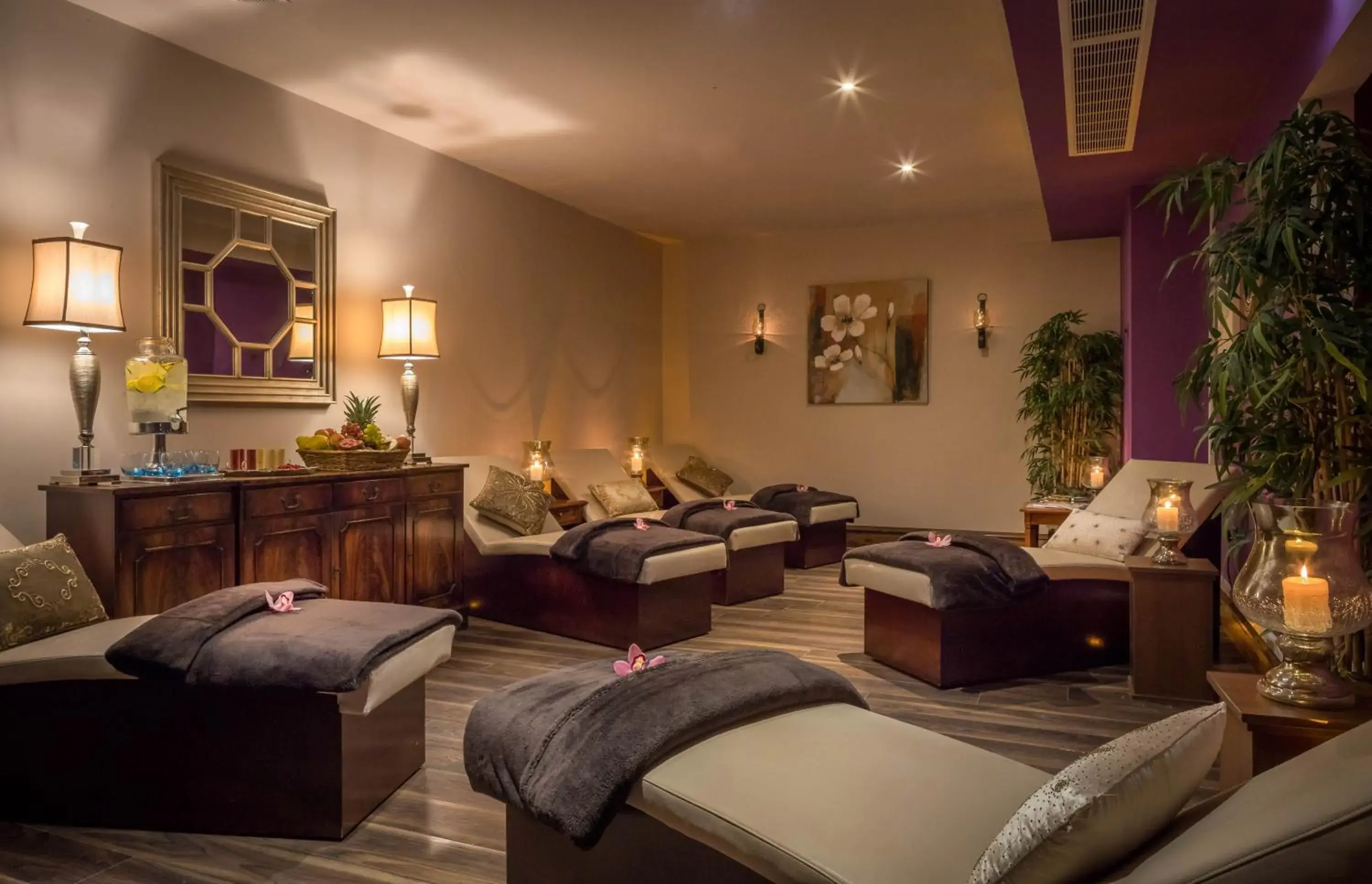 Spa and wellness centre/facilities in Kilronan Castle Hotel & Spa Spa and wellness centre/facilities in Kilronan Castle Hotel & Spa