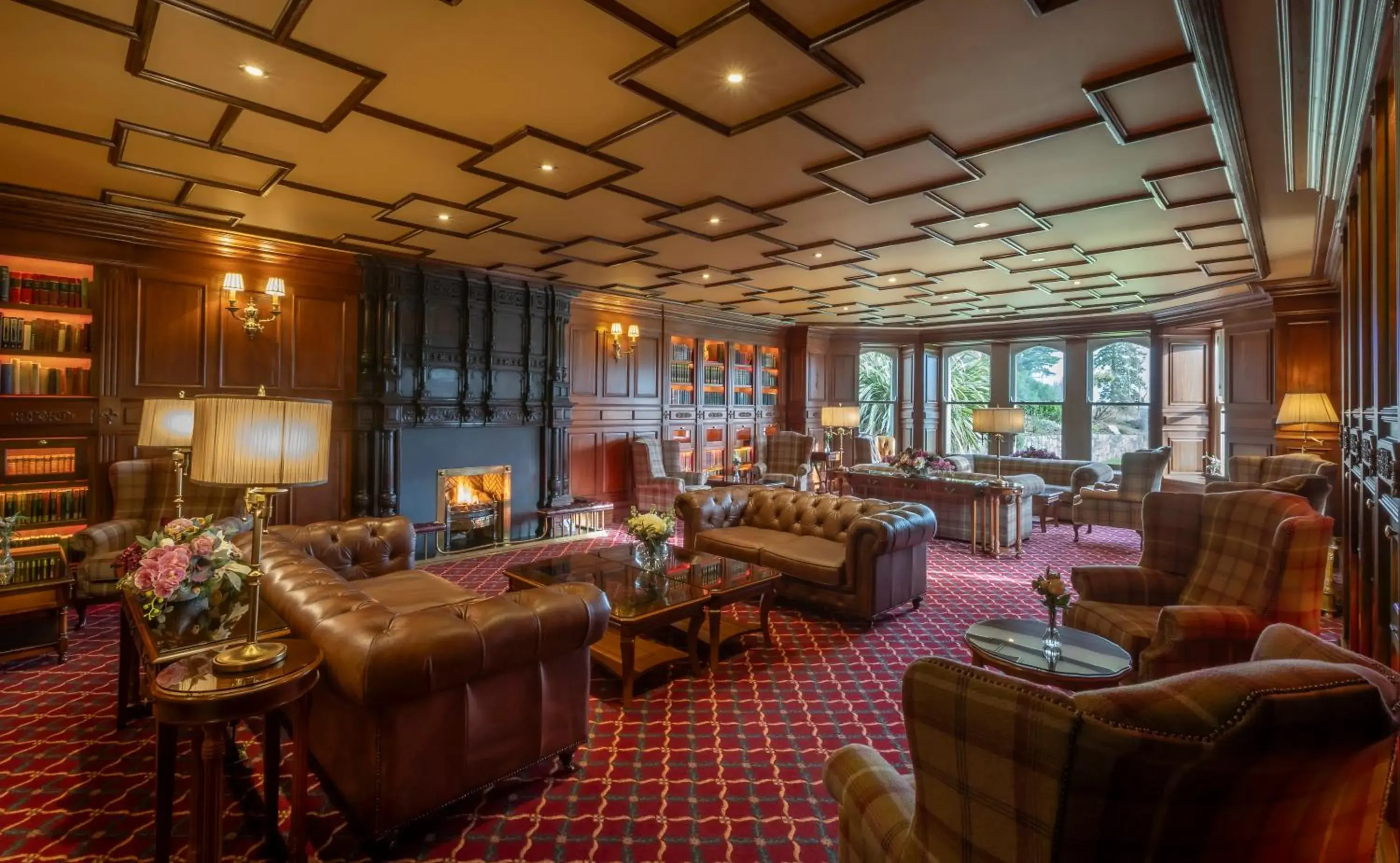 Lounge or bar in Kilronan Castle Hotel & Spa Lounge or bar in Kilronan Castle Hotel & Spa