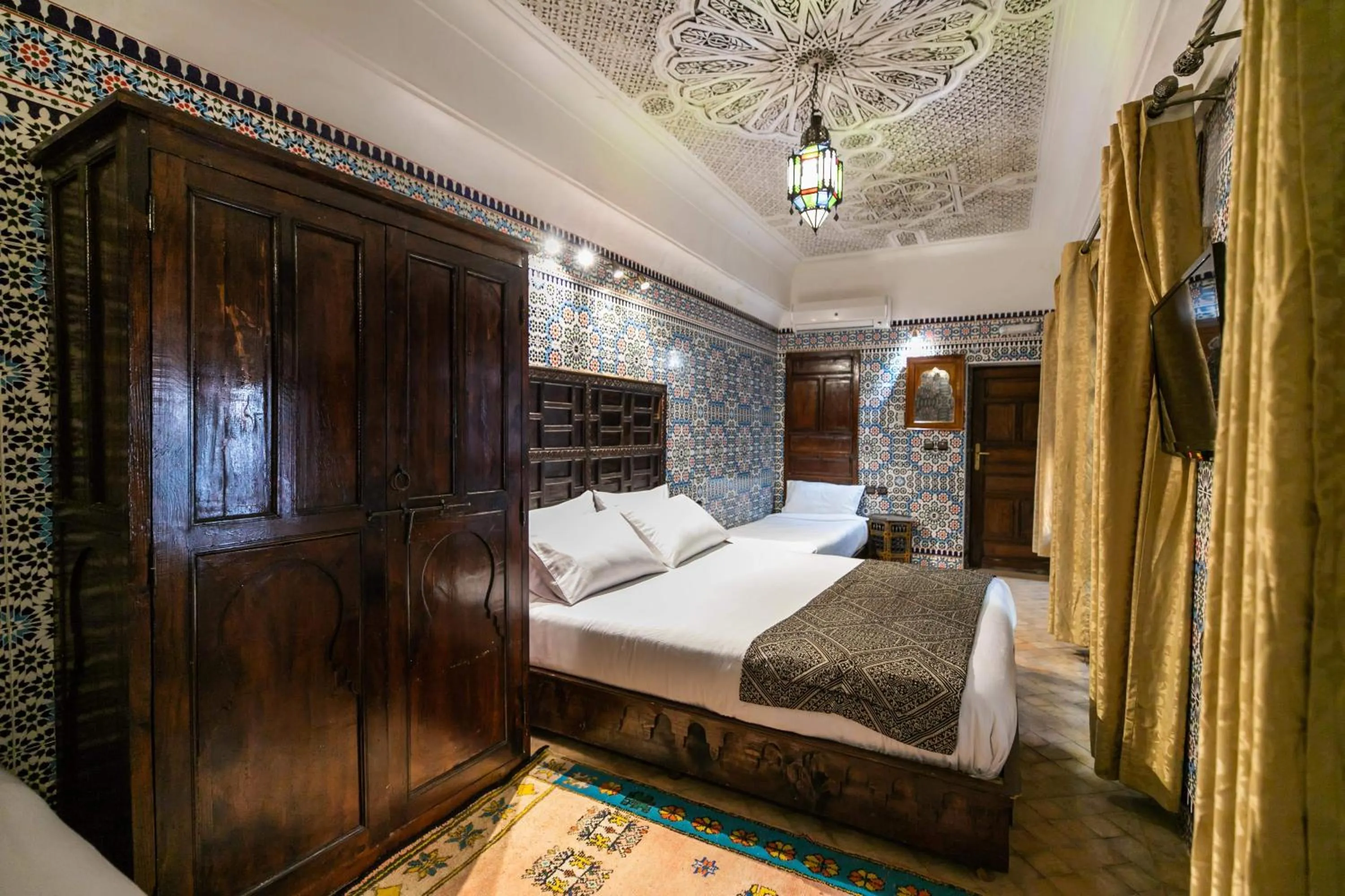 Bed in Riad Fes Aicha & SPA