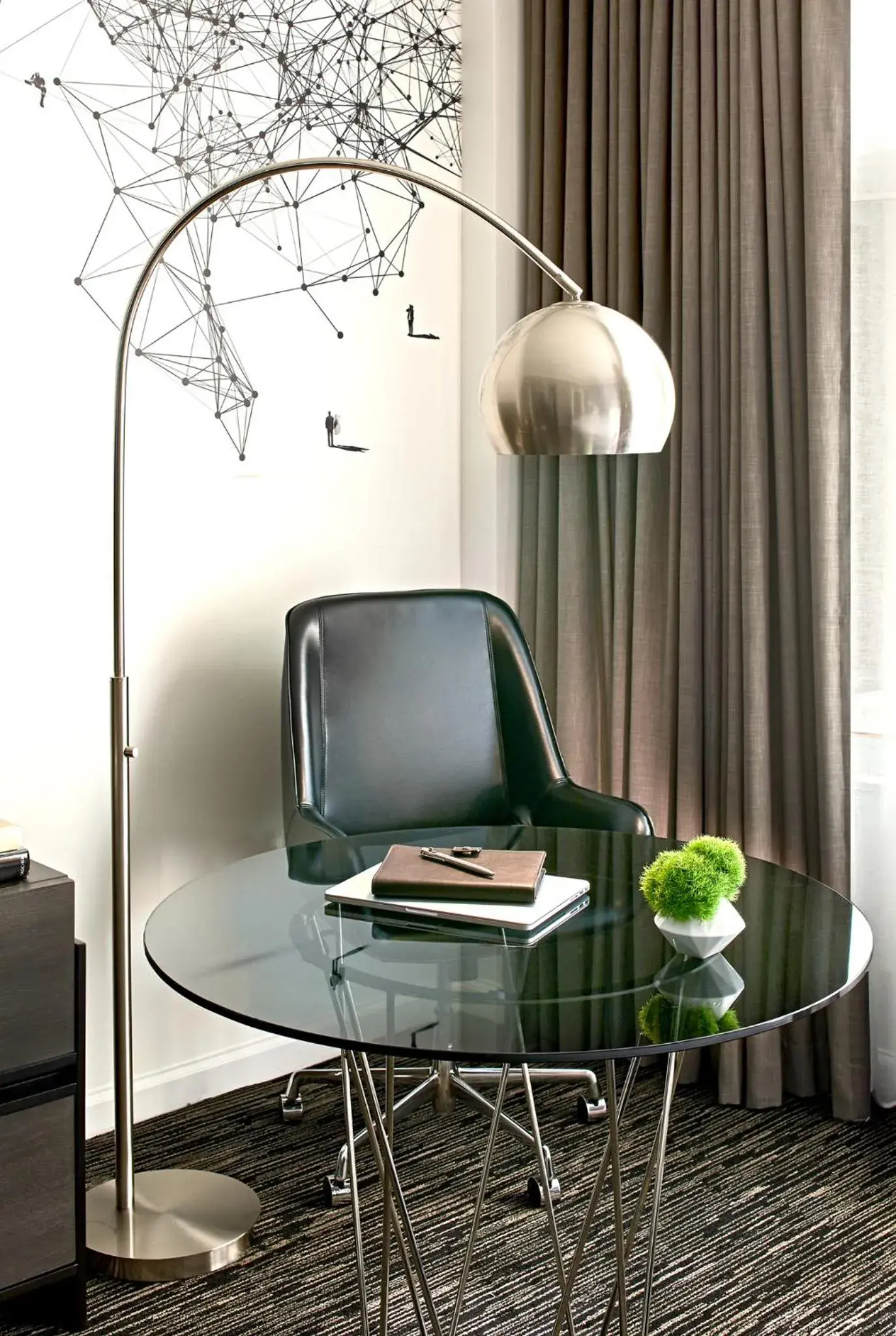 King Room in Hotel Zelos San Francisco King Room in Hotel Zelos San Francisco