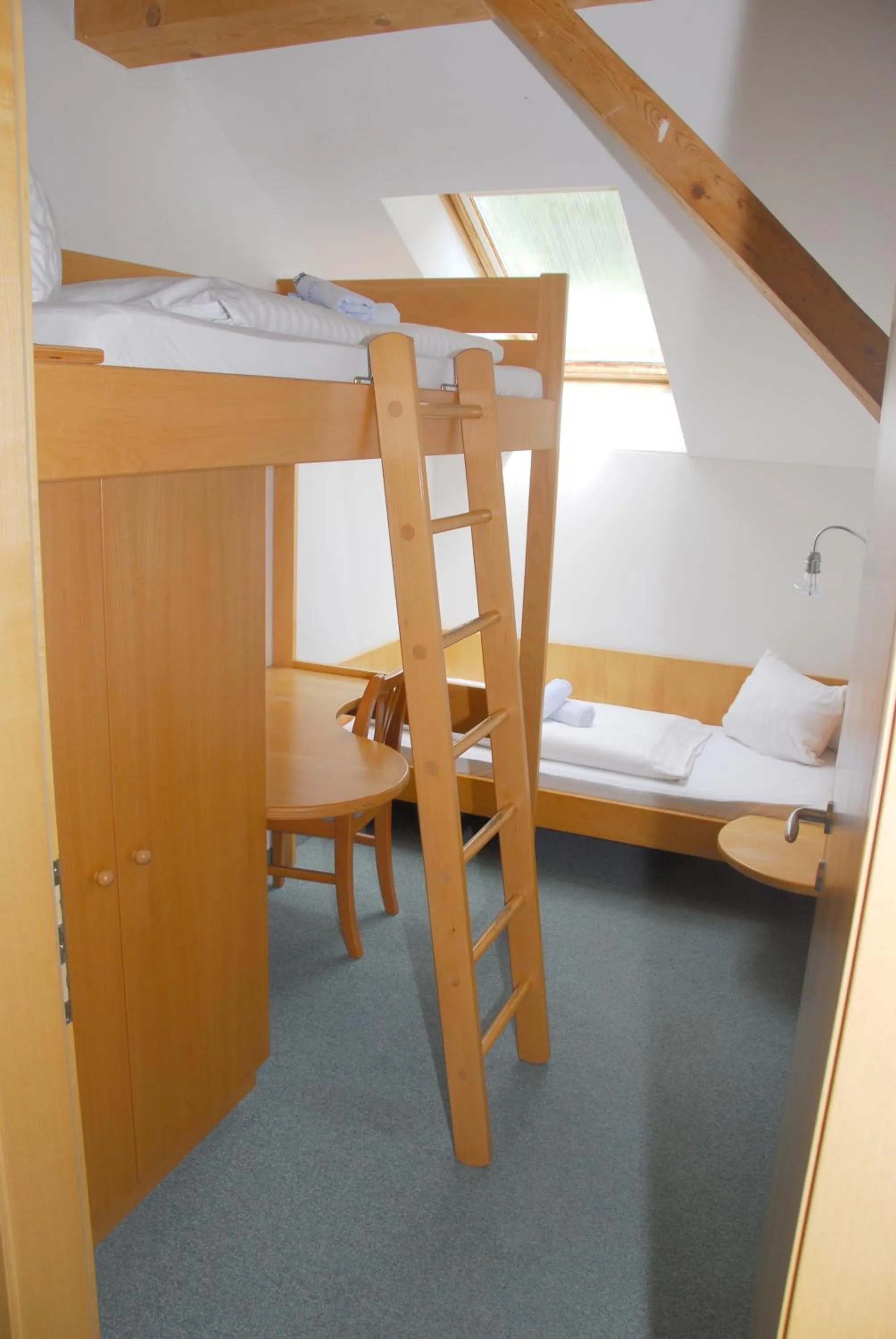 Bedroom, Bed in Alpenhotel Badmeister