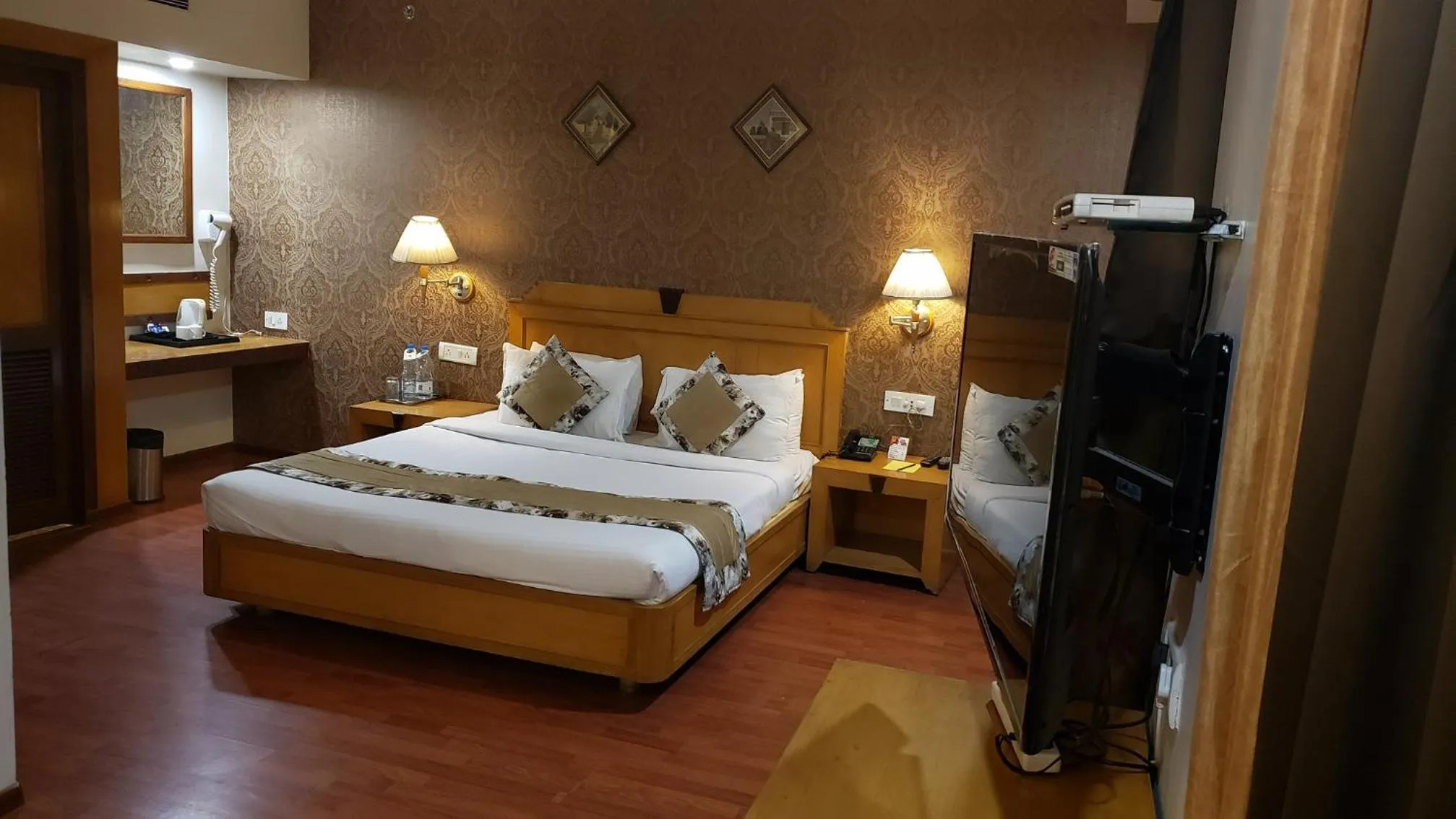 Bedroom in Quality Inn Residency