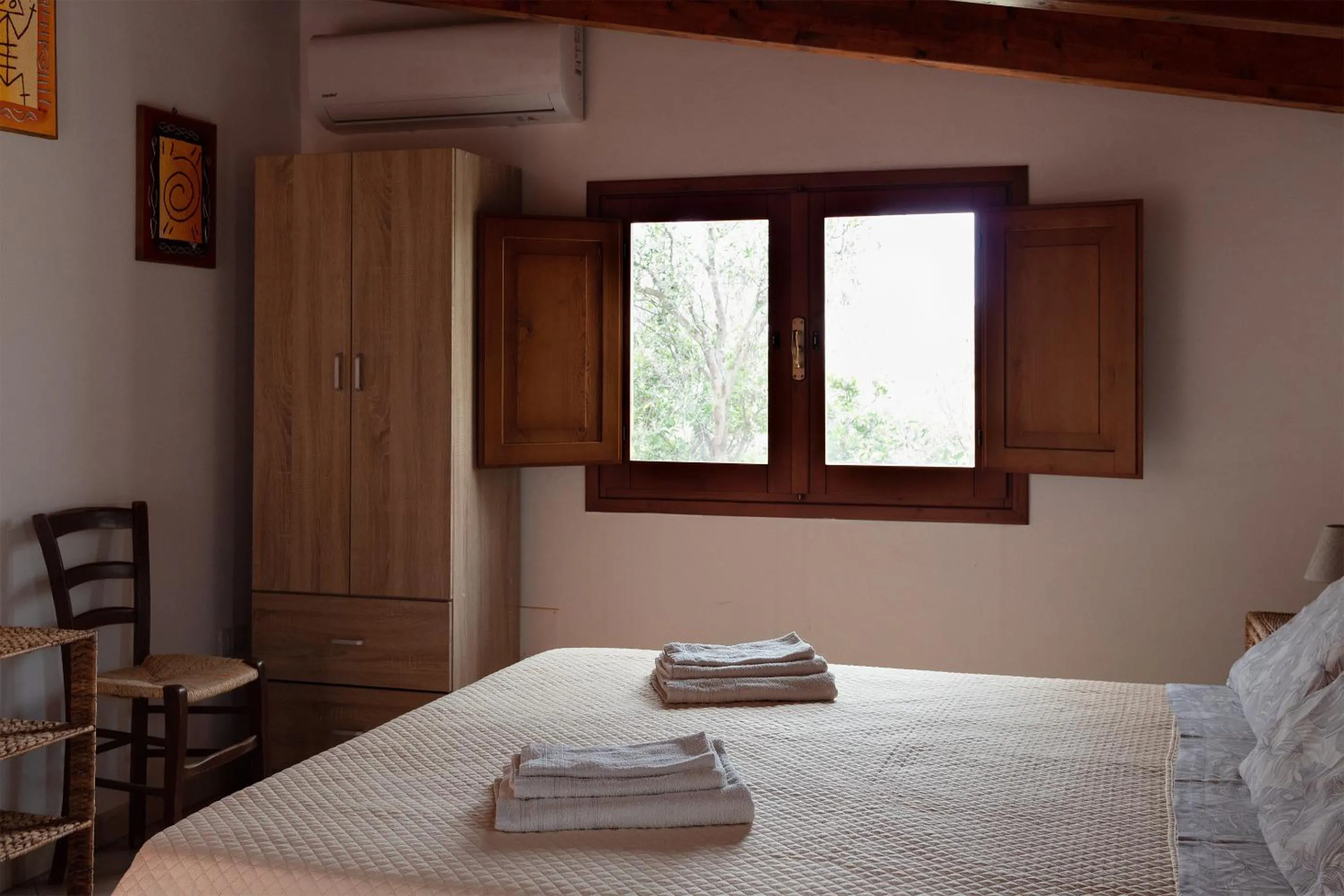 Bedroom, Bed in Sa Guardia de Ferricci