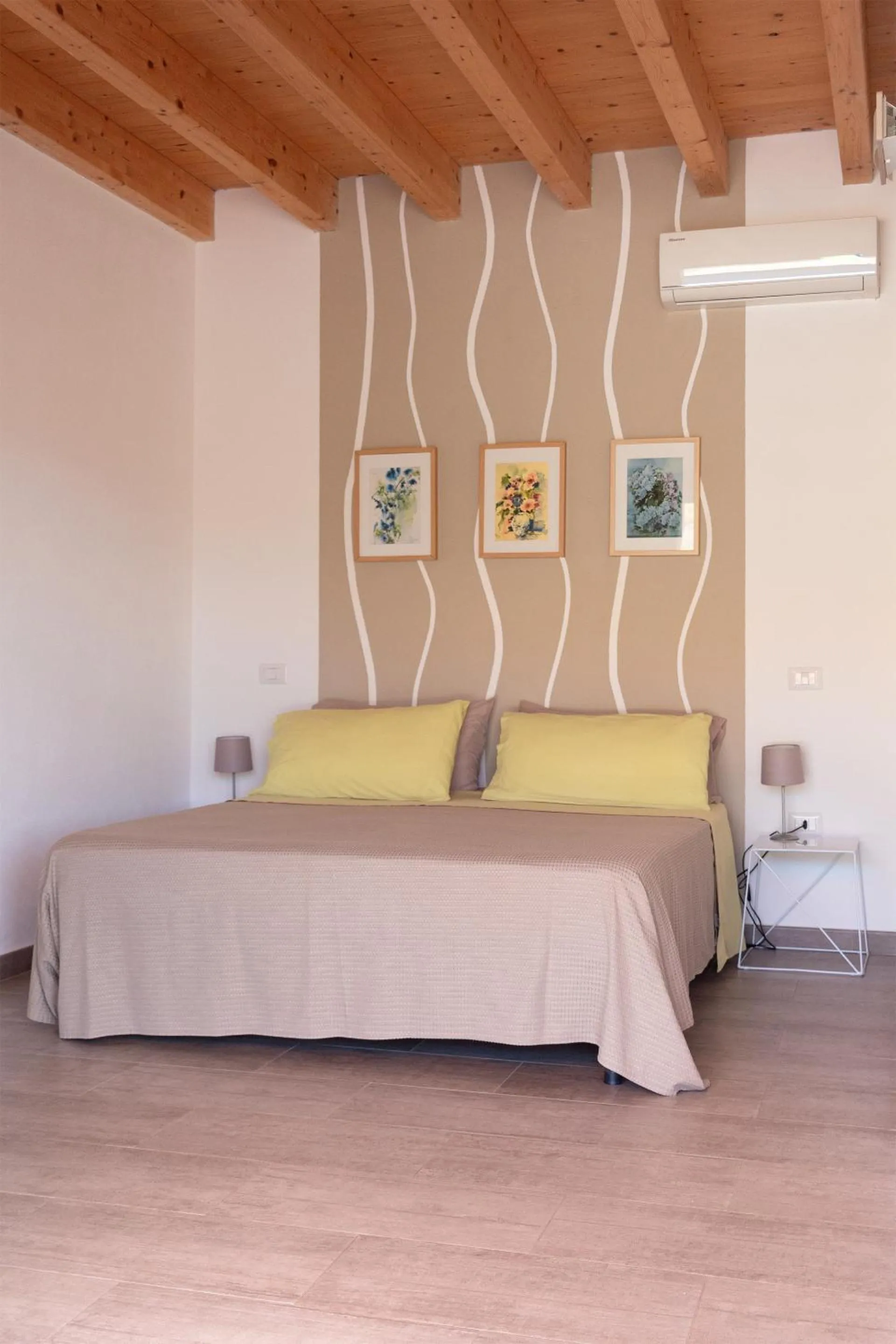 Bed in Sa Guardia de Ferricci
