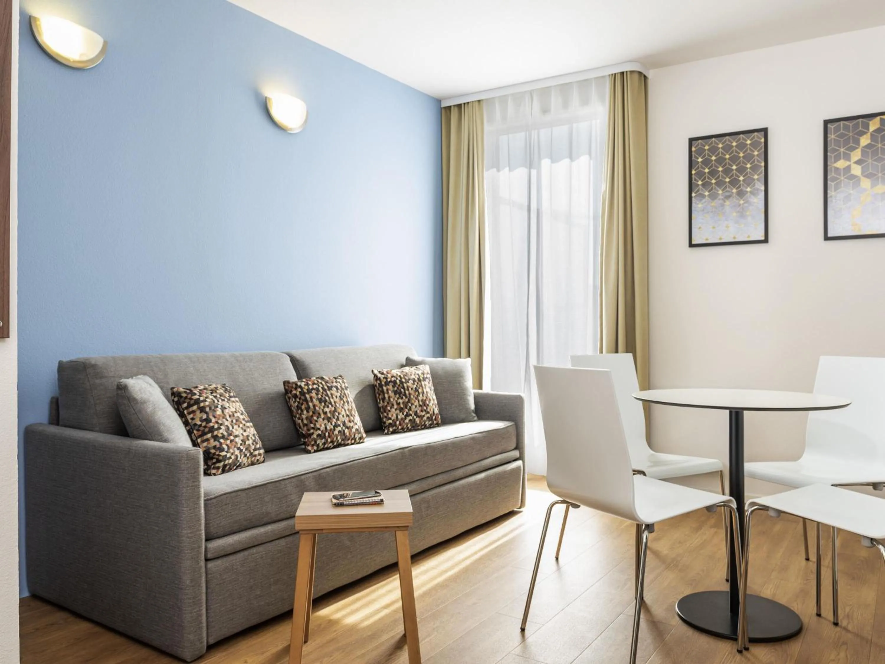 Bedroom in Aparthotel Adagio Access Paris Quai d'Ivry