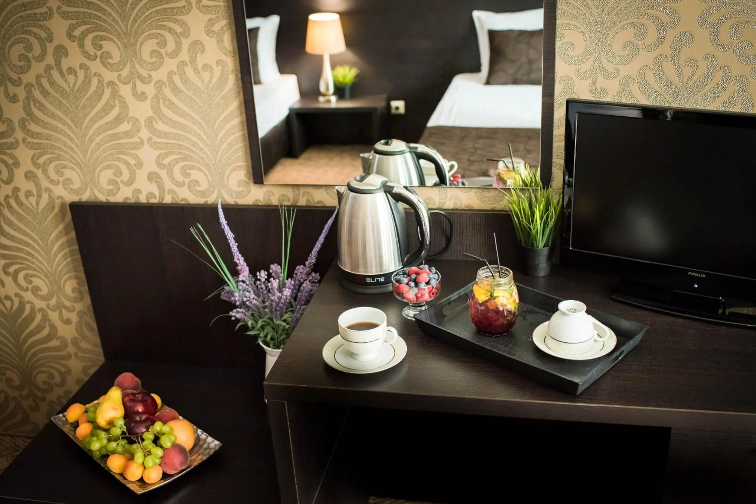 TV and multimedia in Central Plaza