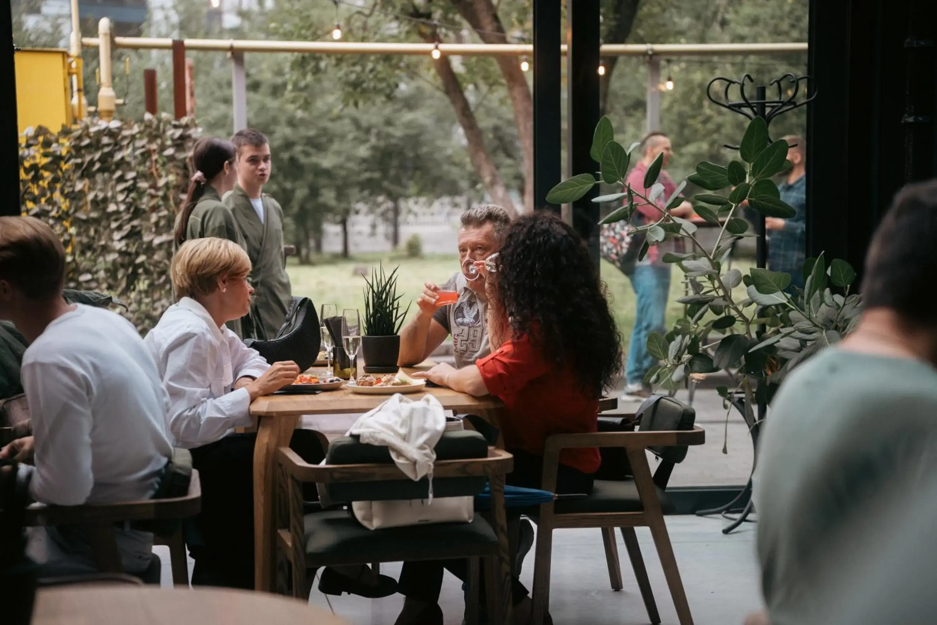 Restaurant/places to eat in !FEST Hotel Restaurant/places to eat in !FEST Hotel