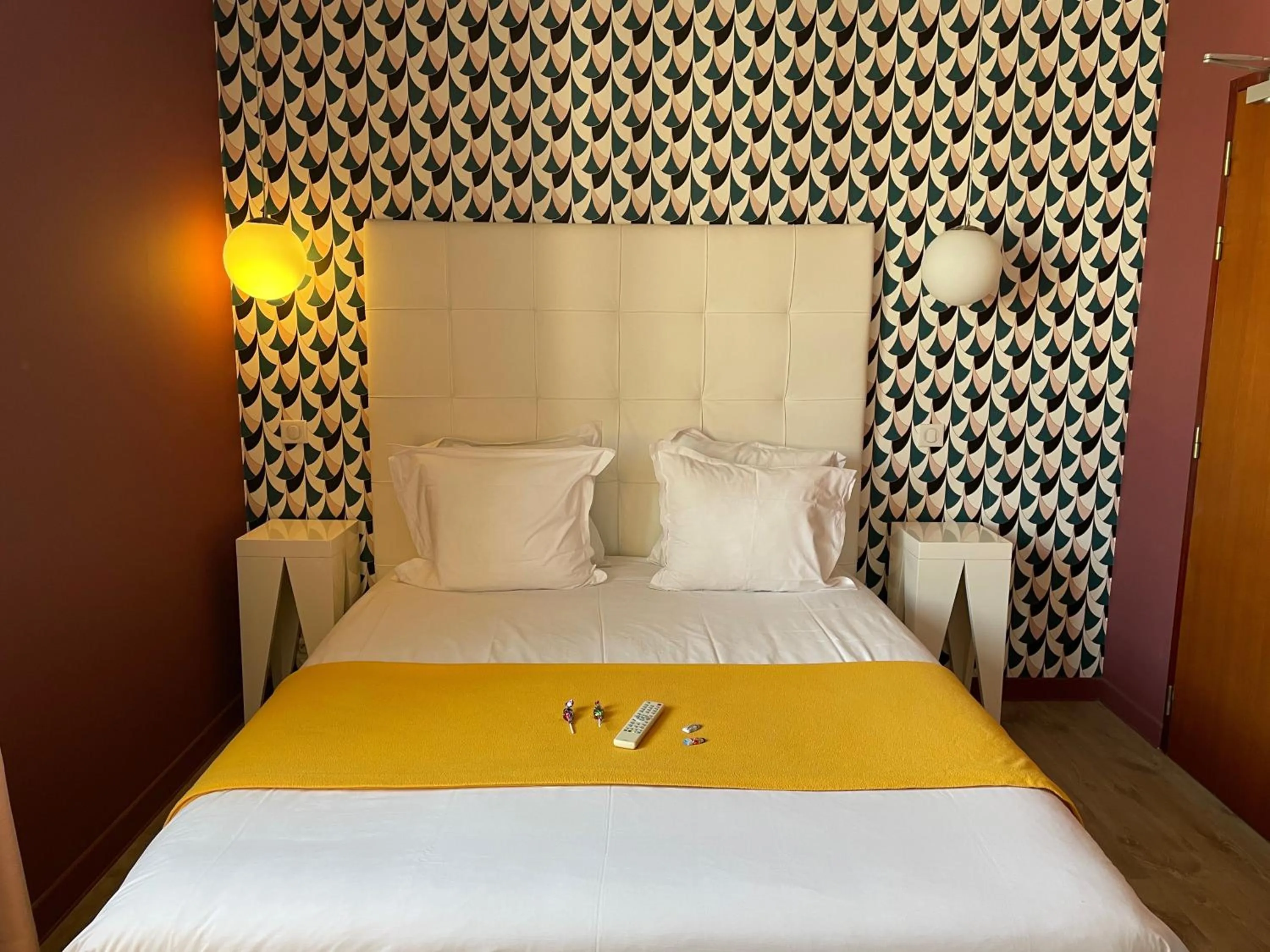 Bed in Hôtel Mirano