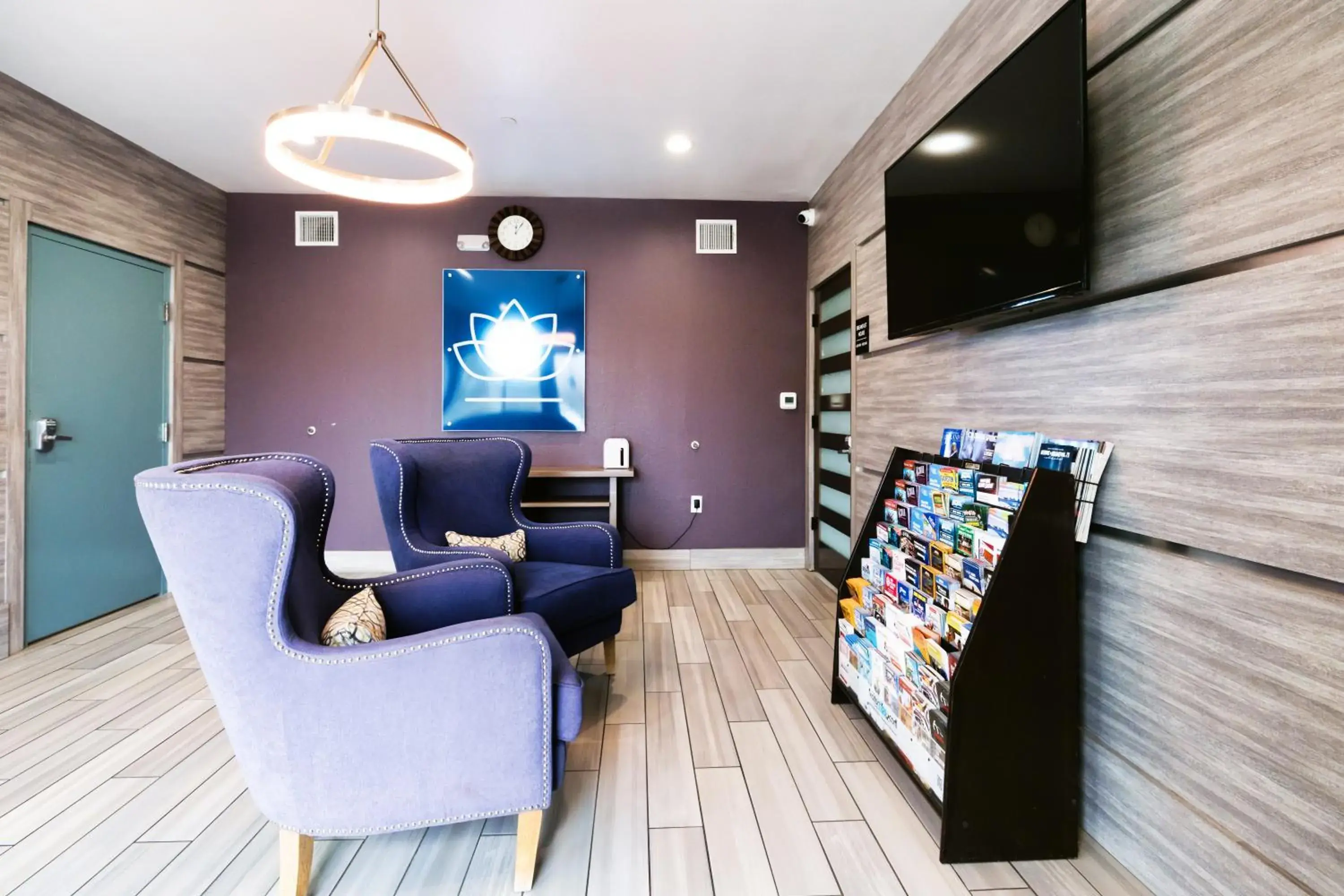 Lobby or reception in Hotel Blue Spring Lobby or reception in Hotel Blue Spring