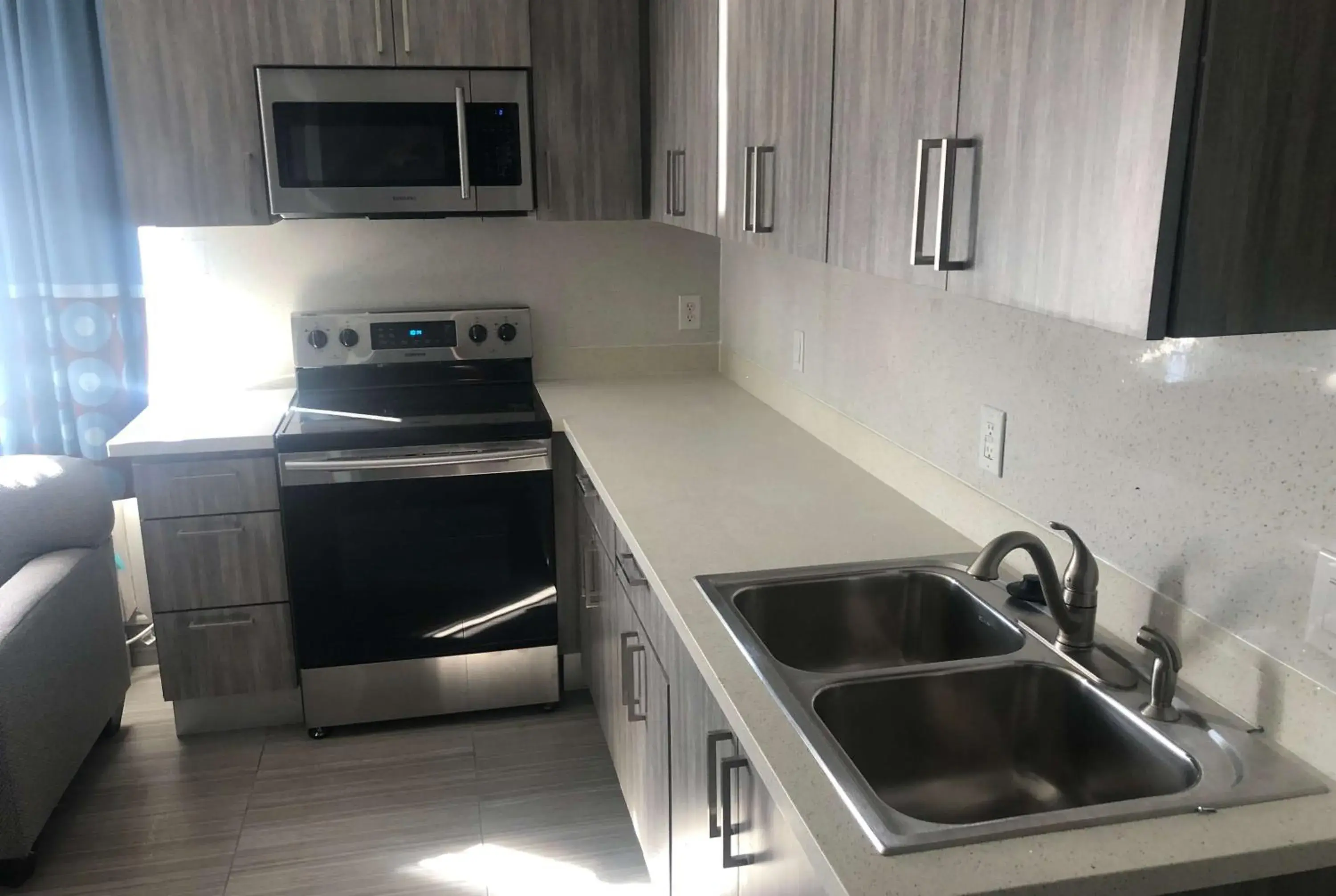 Photo of the whole room in Hotel Blue Spring Photo of the whole room in Hotel Blue Spring