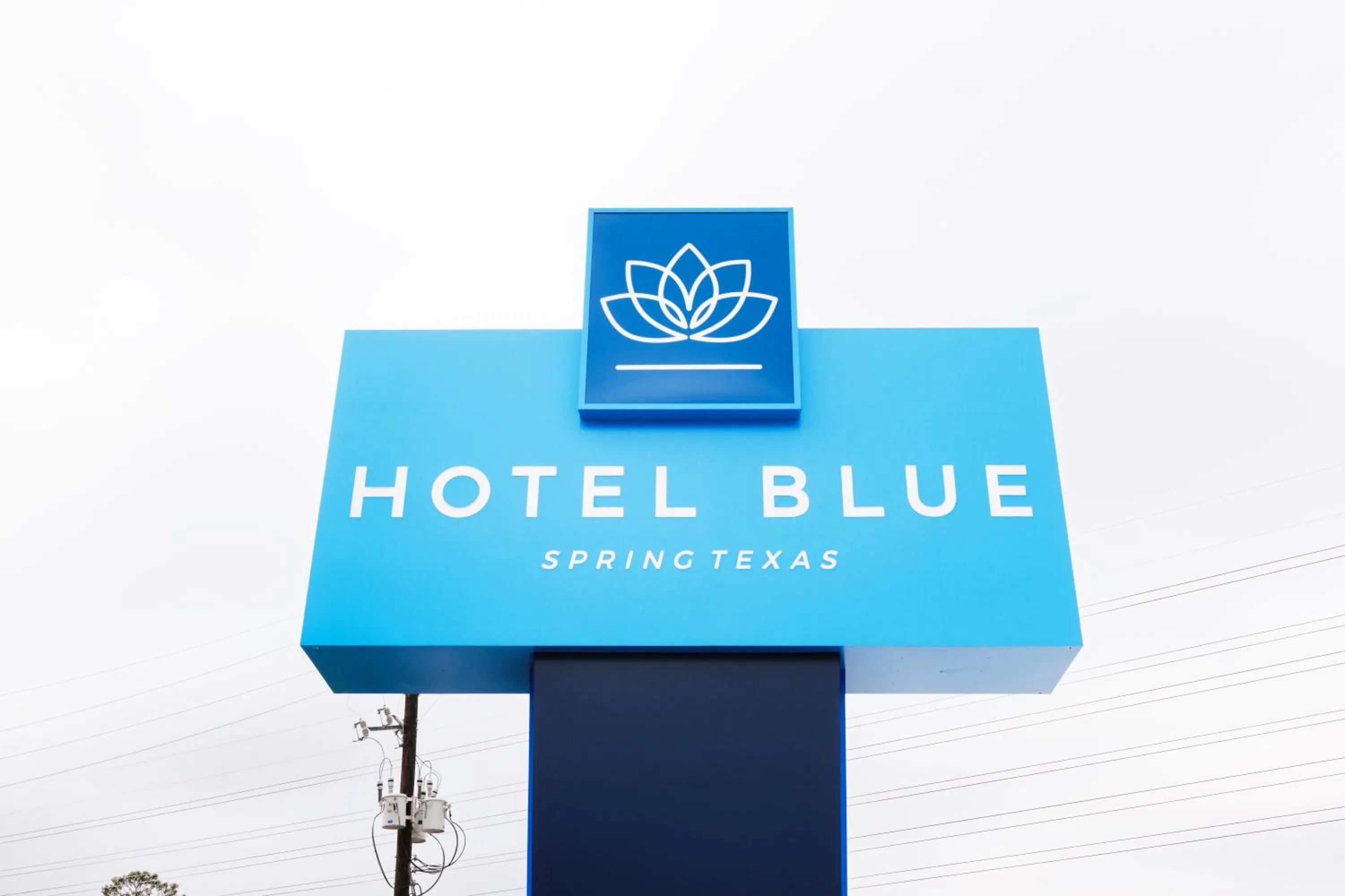 Hotel Blue Spring