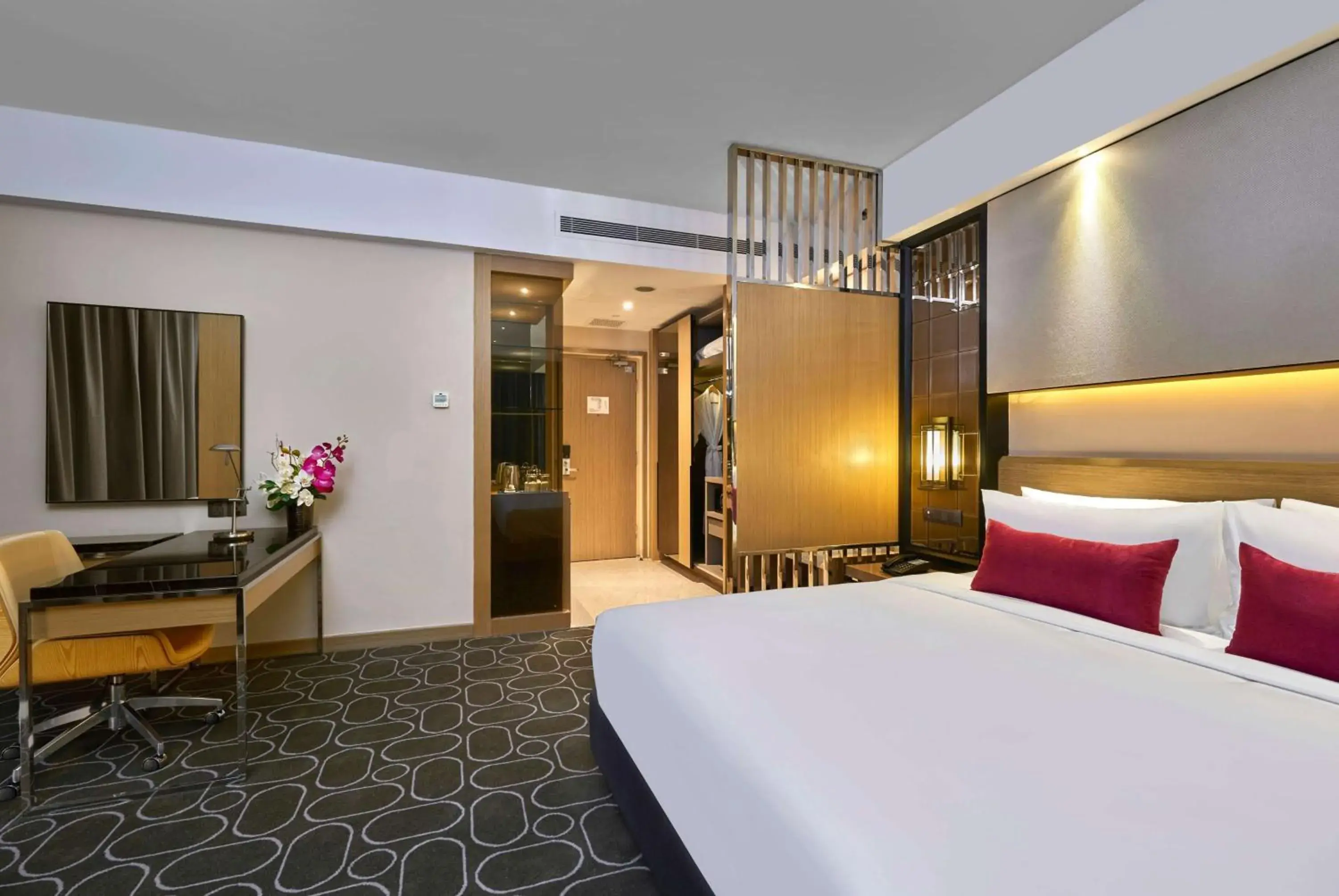 Photo of the whole room, Bed in Wyndham Acmar Klang