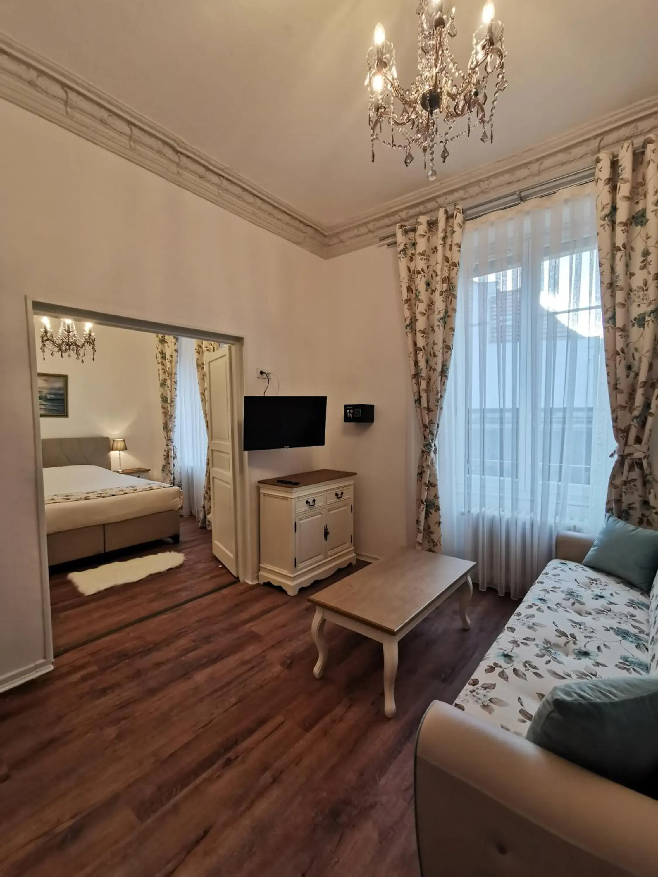 Deluxe Suite in Colmar Suites - Chez Axelle Deluxe Suite in Colmar Suites - Chez Axelle