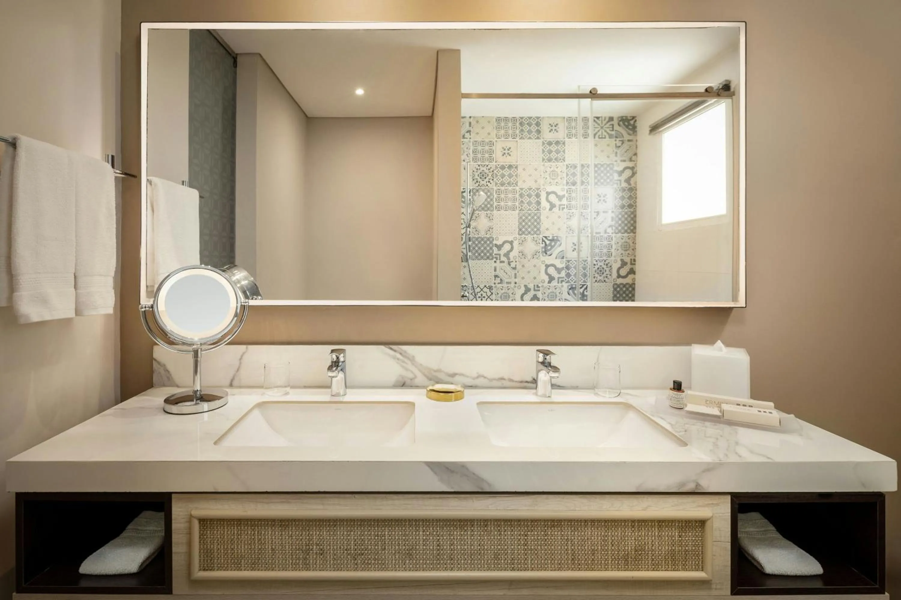 Bathroom in Ermita Cartagena, a Tribute Portfolio Hotel