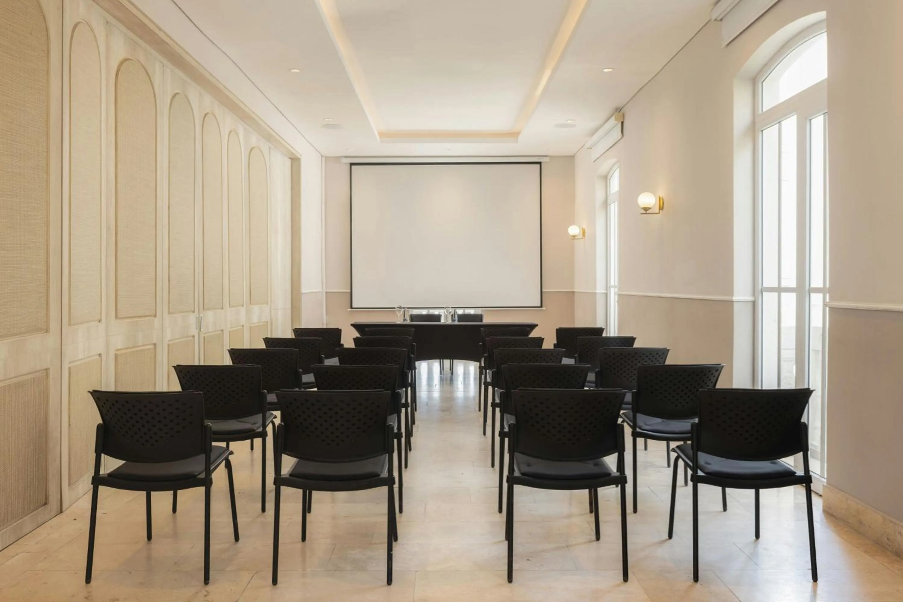 Meeting/conference room in Ermita Cartagena, a Tribute Portfolio Hotel