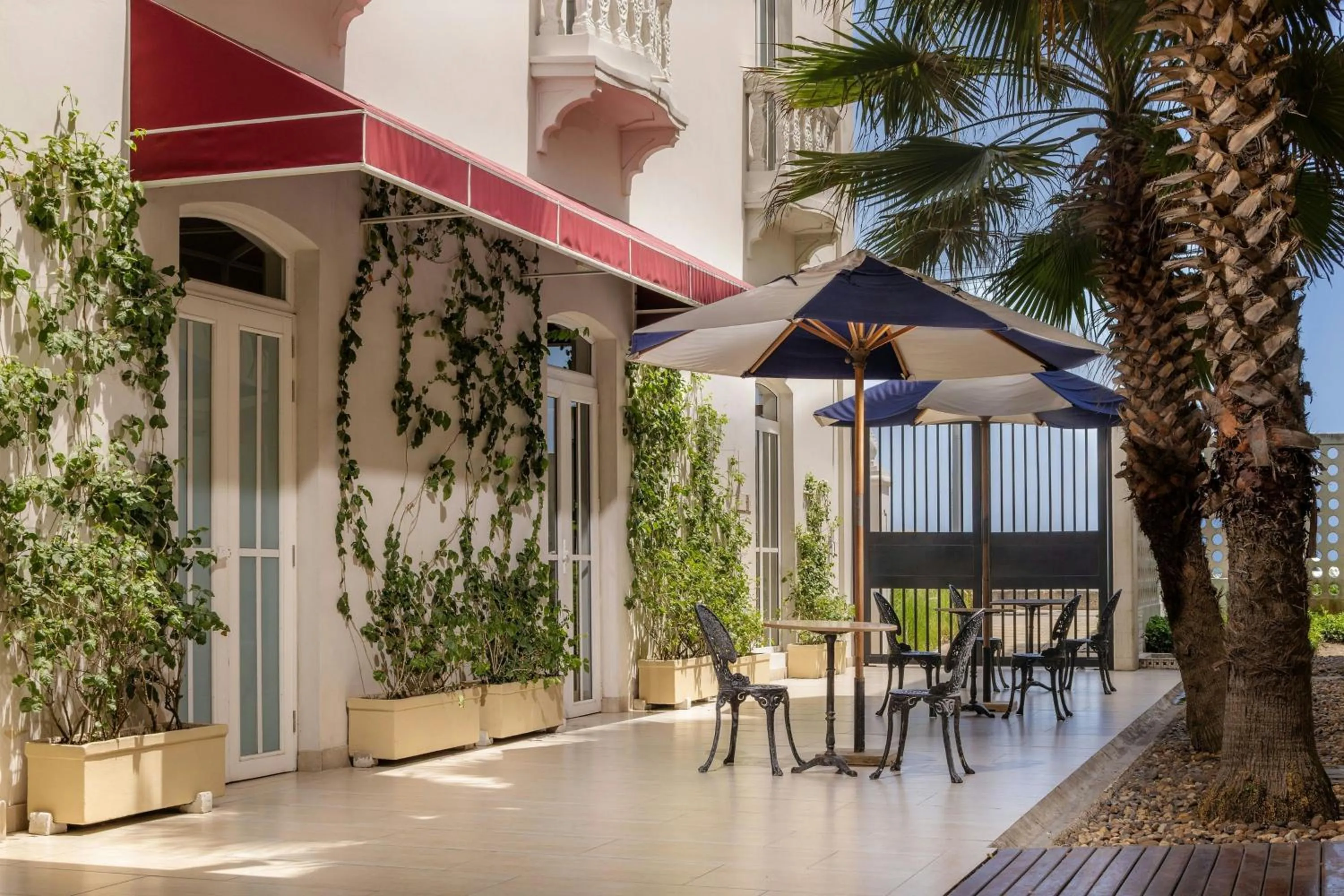 Lounge or bar in Ermita Cartagena, a Tribute Portfolio Hotel