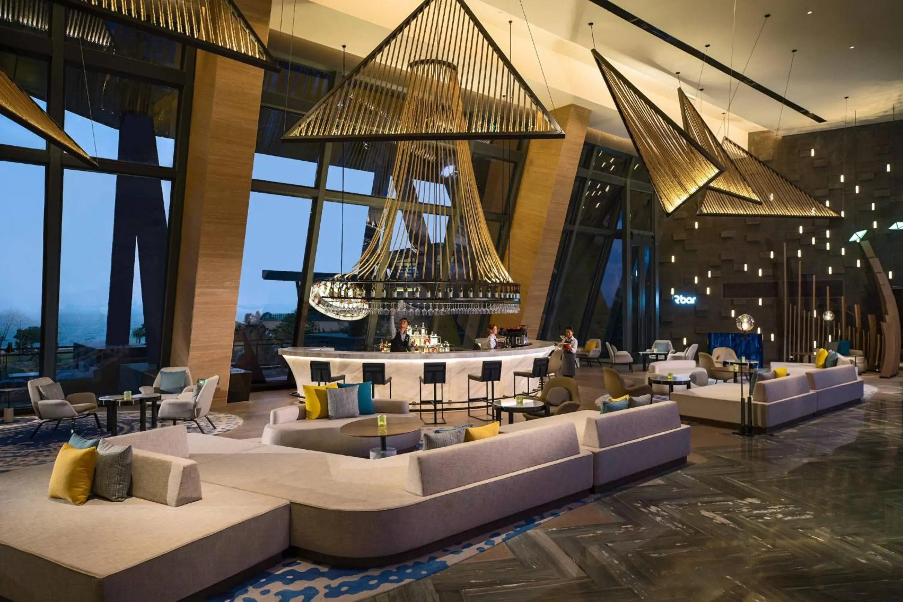 Lounge or bar in Renaissance Xiamen Hotel Lounge or bar in Renaissance Xiamen Hotel