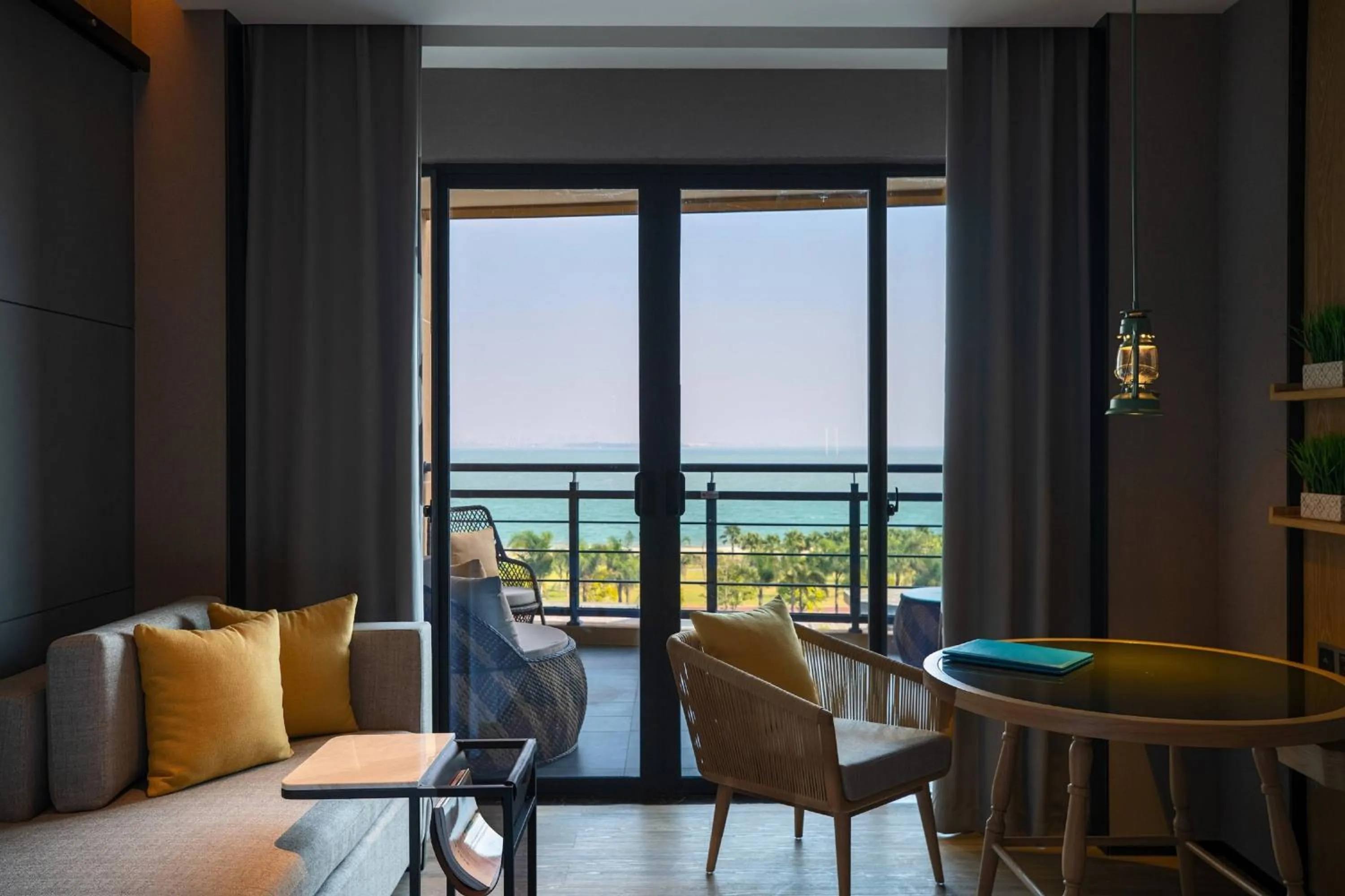 Photo of the whole room in Renaissance Xiamen Hotel