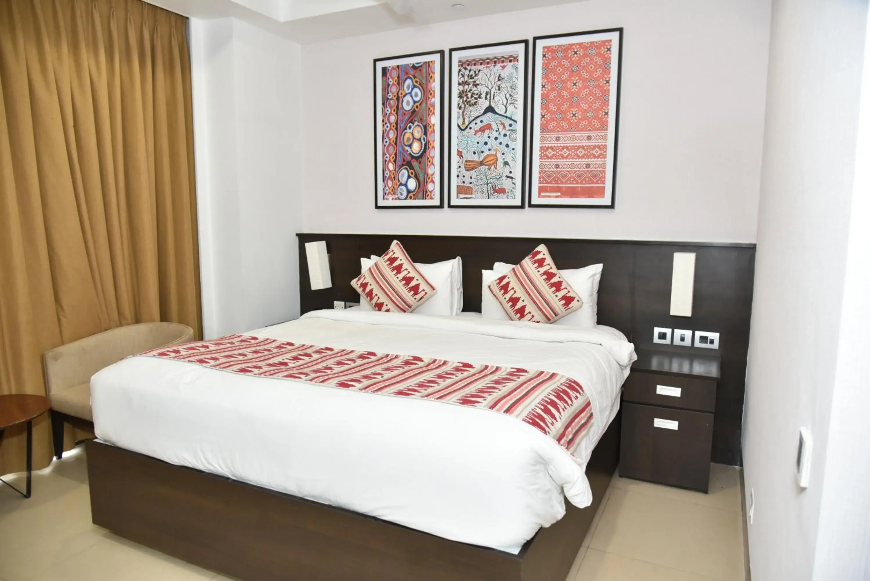 Photo of the whole room, Bed in Ramada Encore by Wyndham Statue of Unity Photo of the whole room, Bed in Ramada Encore by Wyndham Statue of Unity